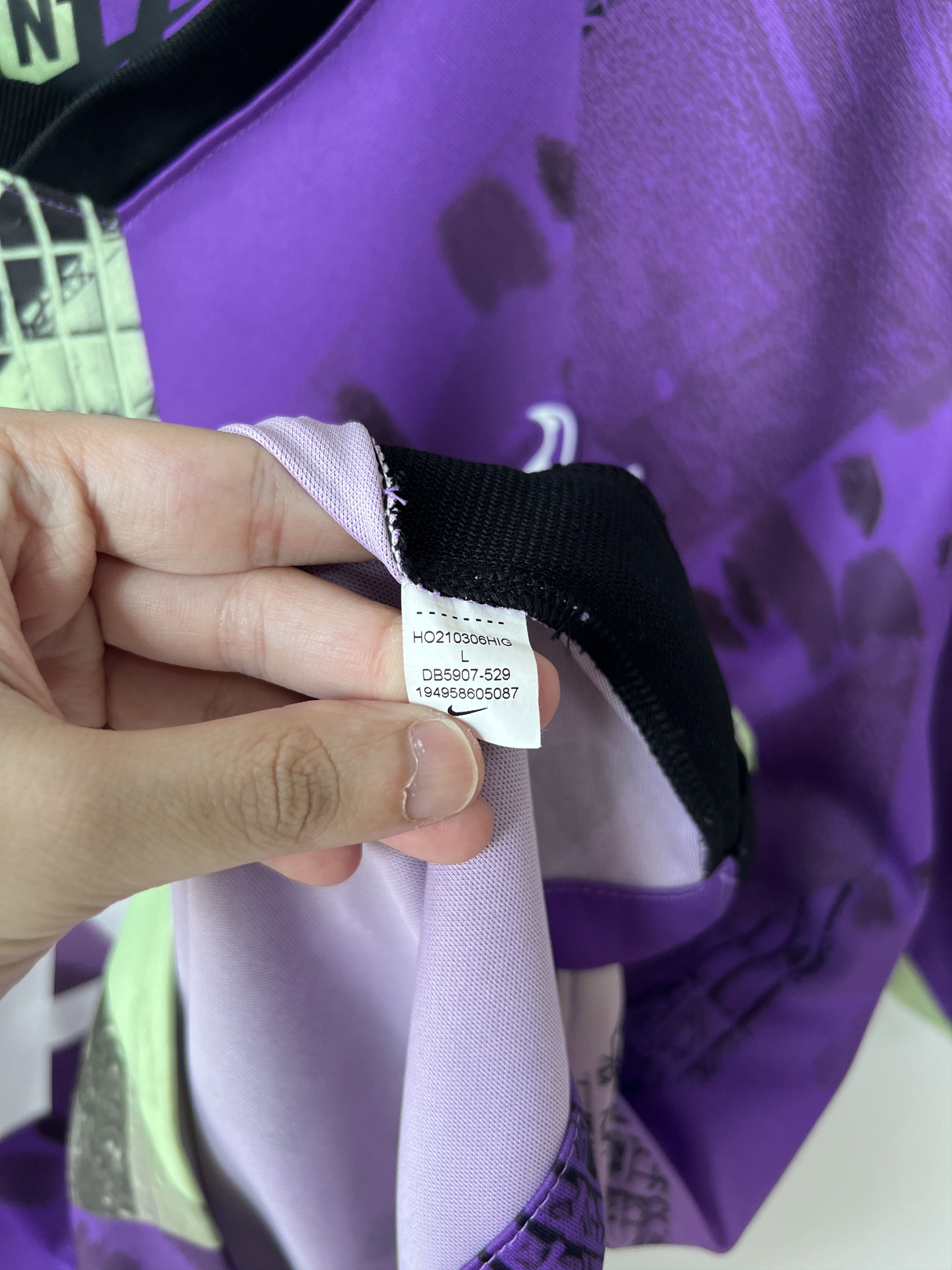 Nike (L) Tottenham Spurs 2021-22 Third Kit Son #7 Size US L / EU 52-54 / 3 - 4 Thumbnail