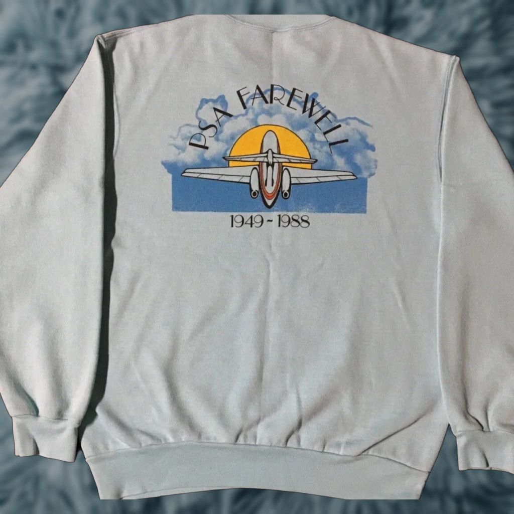 Vintage VINTAGE PSA Farewell Pacific Southwest Airlines Faded Sweatshirt Blue Small USA 80s 90s Grunge Air force Men Sweatshirt Pullover Shirt Size US S / EU 44-46 / 1 - 1 Thumbnail