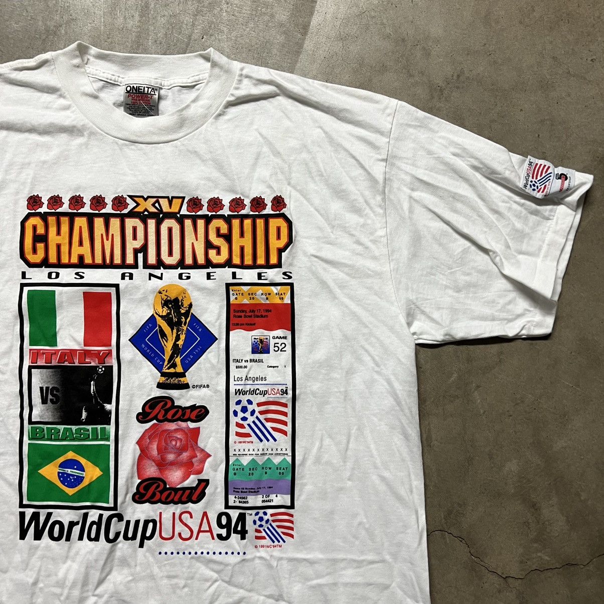 Vintage Vintage 1994 USA World Cup Championship Graphic T-Shirt Size US XL / EU 56 / 4 - 1 Thumbnail