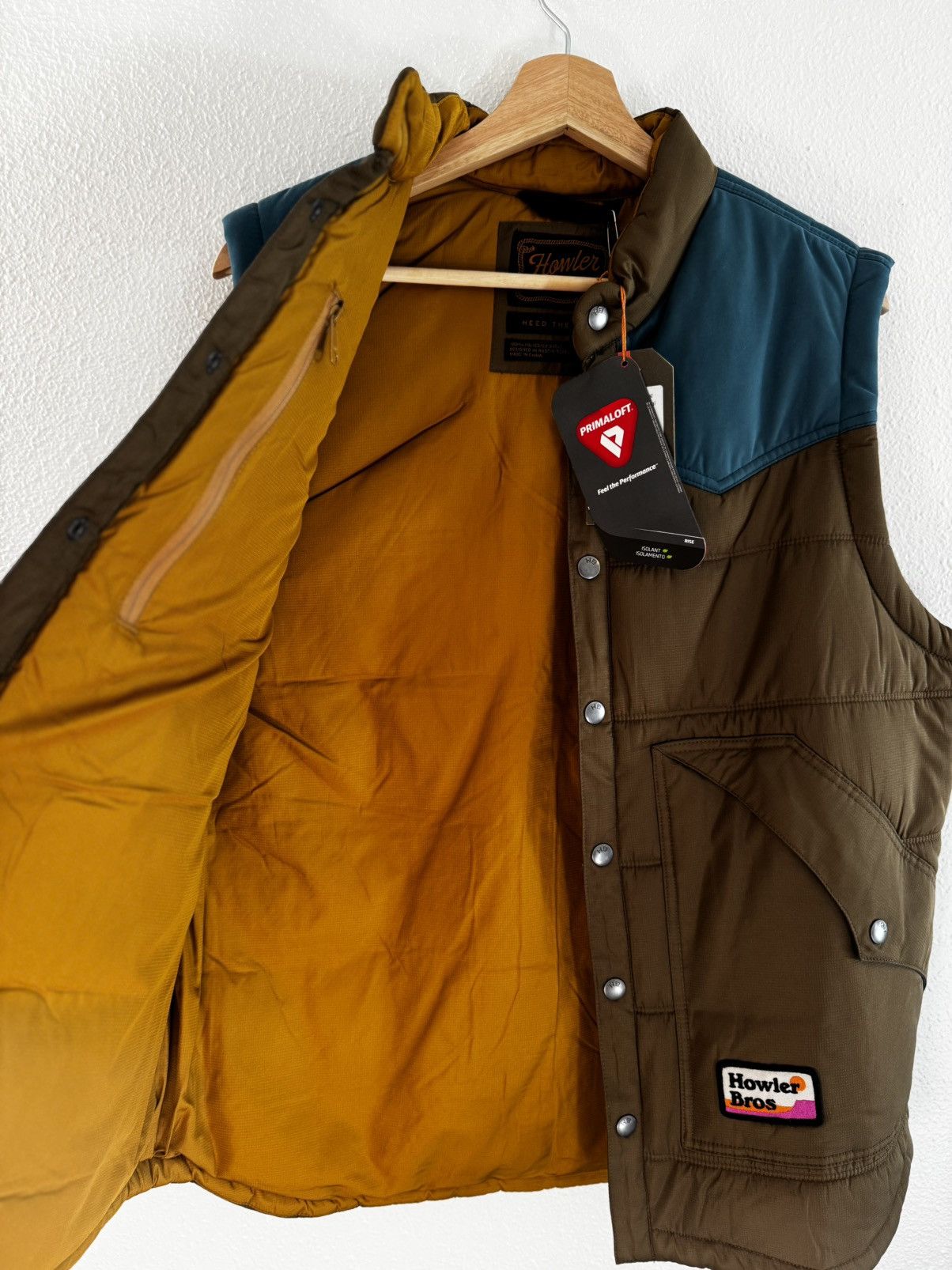 Howler Brothers Howler Bros Western Cut Rounder Vest (M) Size US M / EU 48-50 / 2 - 2 Thumbnail