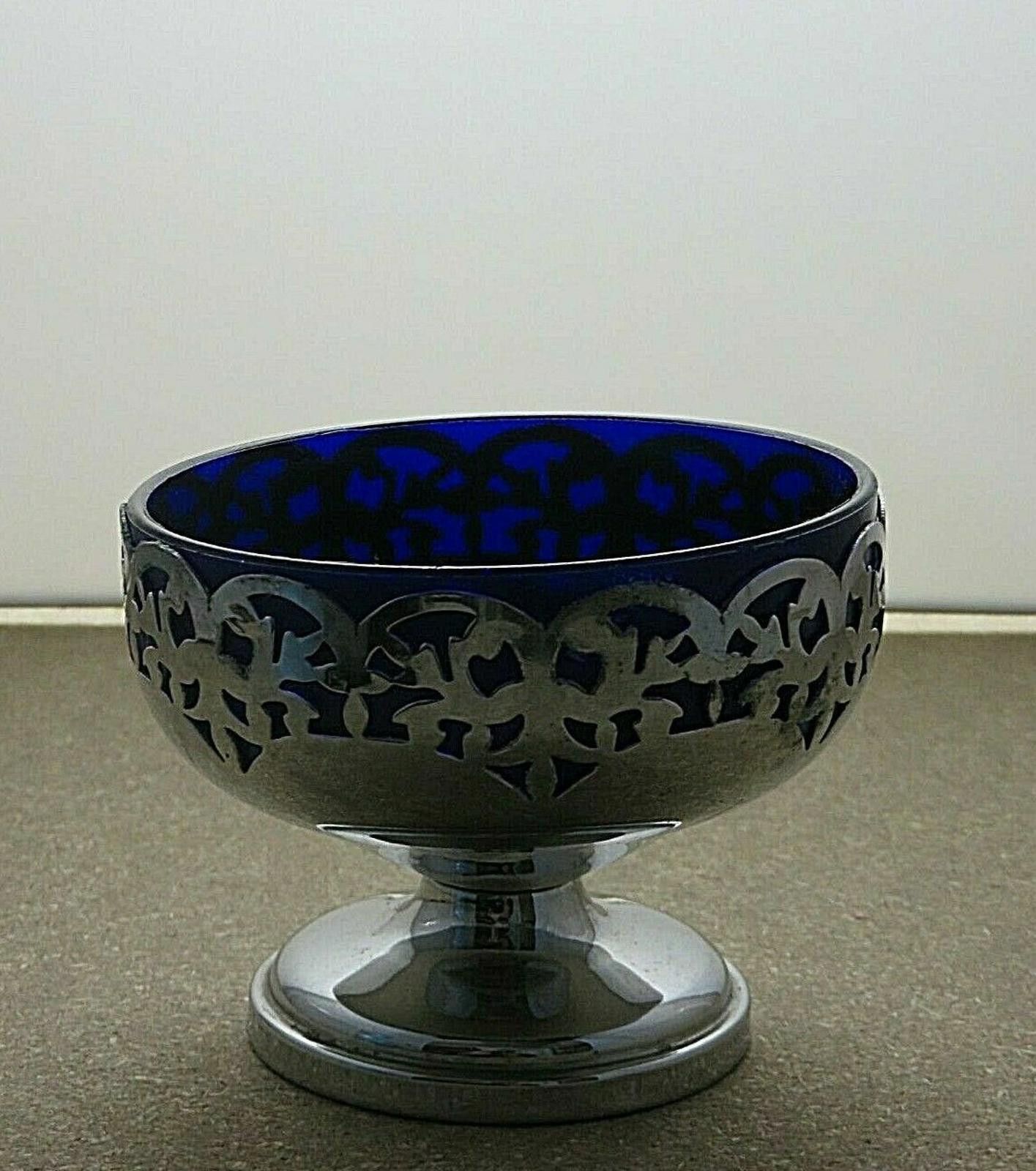 The Unbranded Brand Blue Glass Bowl With Silver Plated Bowl 2 7/8" Size ONE SIZE - 2 Thumbnail