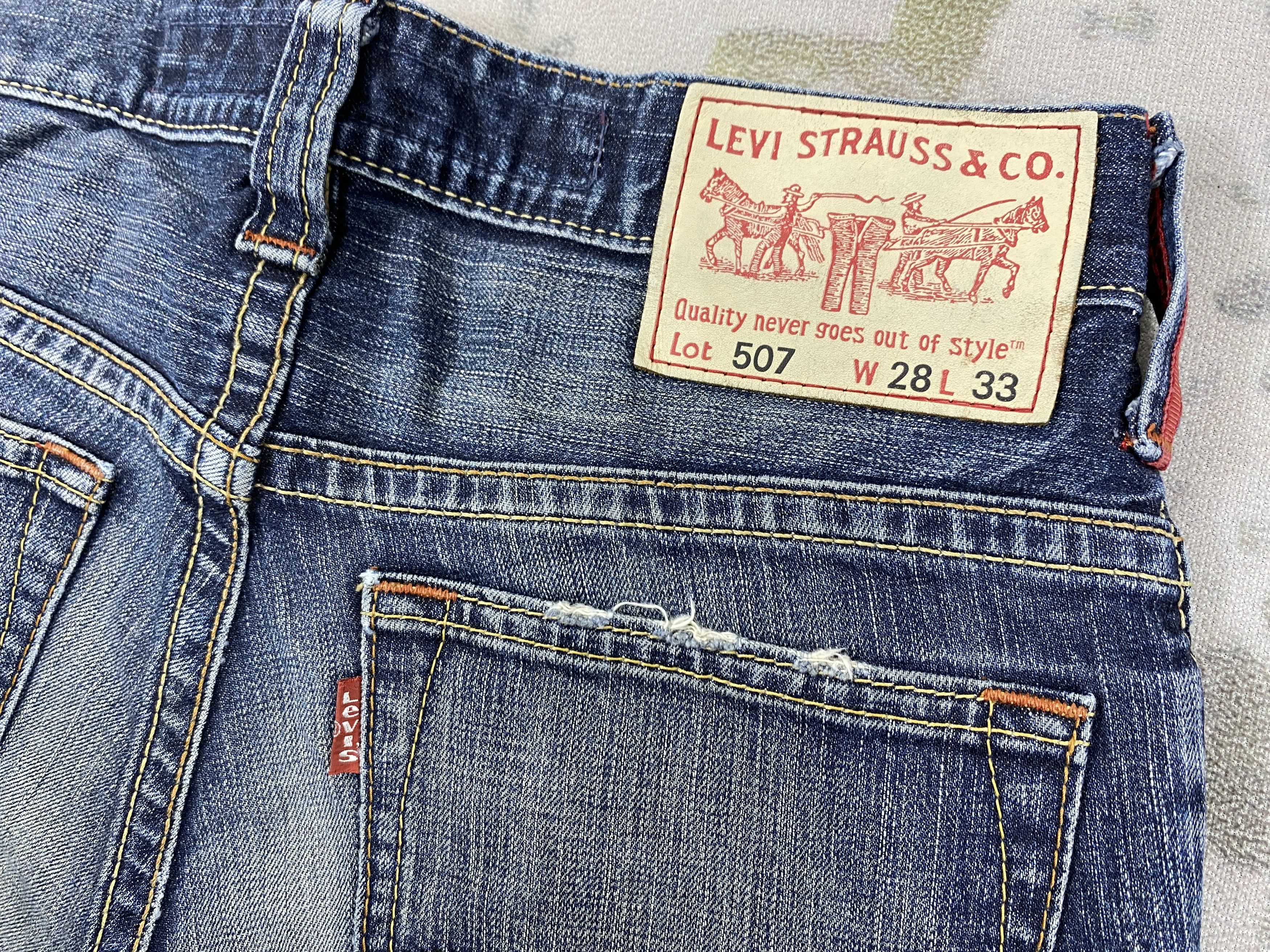 Levi's Distressed Blue Vintage Levi's 507 Flare 29x32 Denim- JN3669 Size US 29 - 11 Thumbnail