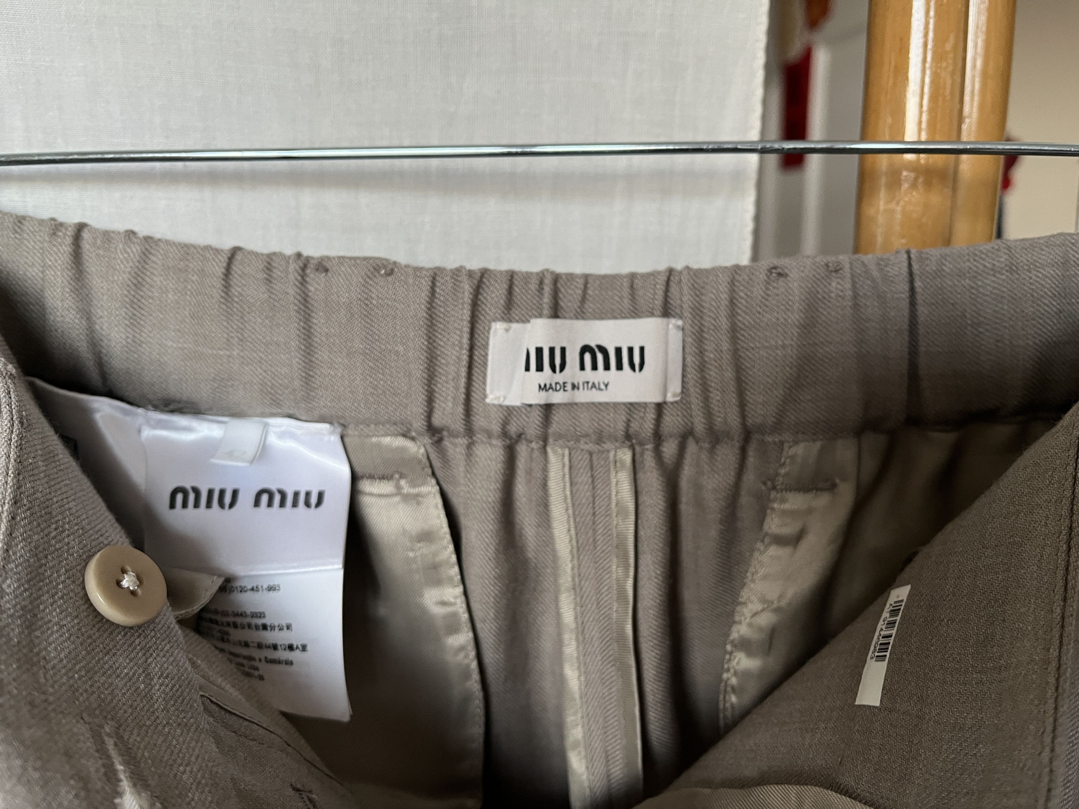 Miu Miu Miu Miu. Beige Wool Trousers. Medium/42 Size 28" / US 6 / IT 42 - 8 Thumbnail