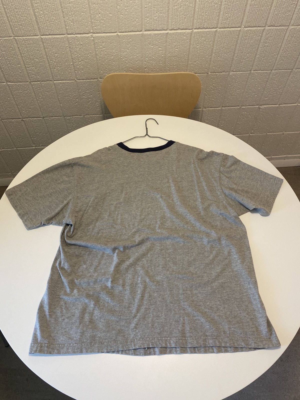 Tommy Hilfiger Tommy Hilfiger V-neck T-shirt VTG Size US L / EU 52-54 / 3 - 2 Thumbnail