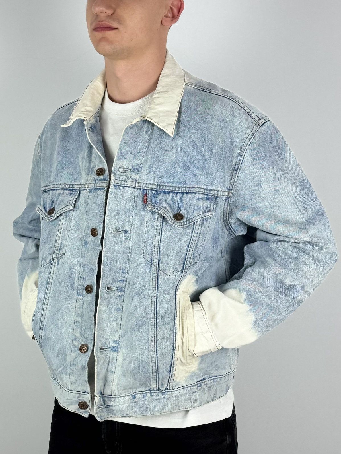 Levi's Vintage Distressed Levi’s Washed Denim Custom Made Jacket Size US XL / EU 56 / 4 - 2 Thumbnail