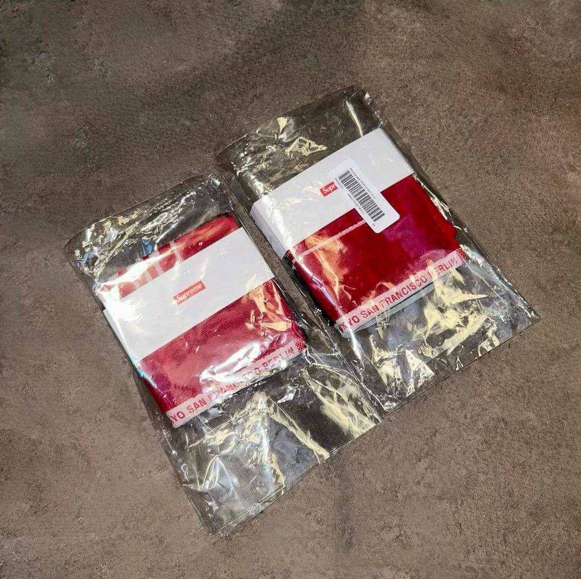 Supreme FW23 Supreme Square Mini Towels (set of 2) Size ONE SIZE - 2 Thumbnail