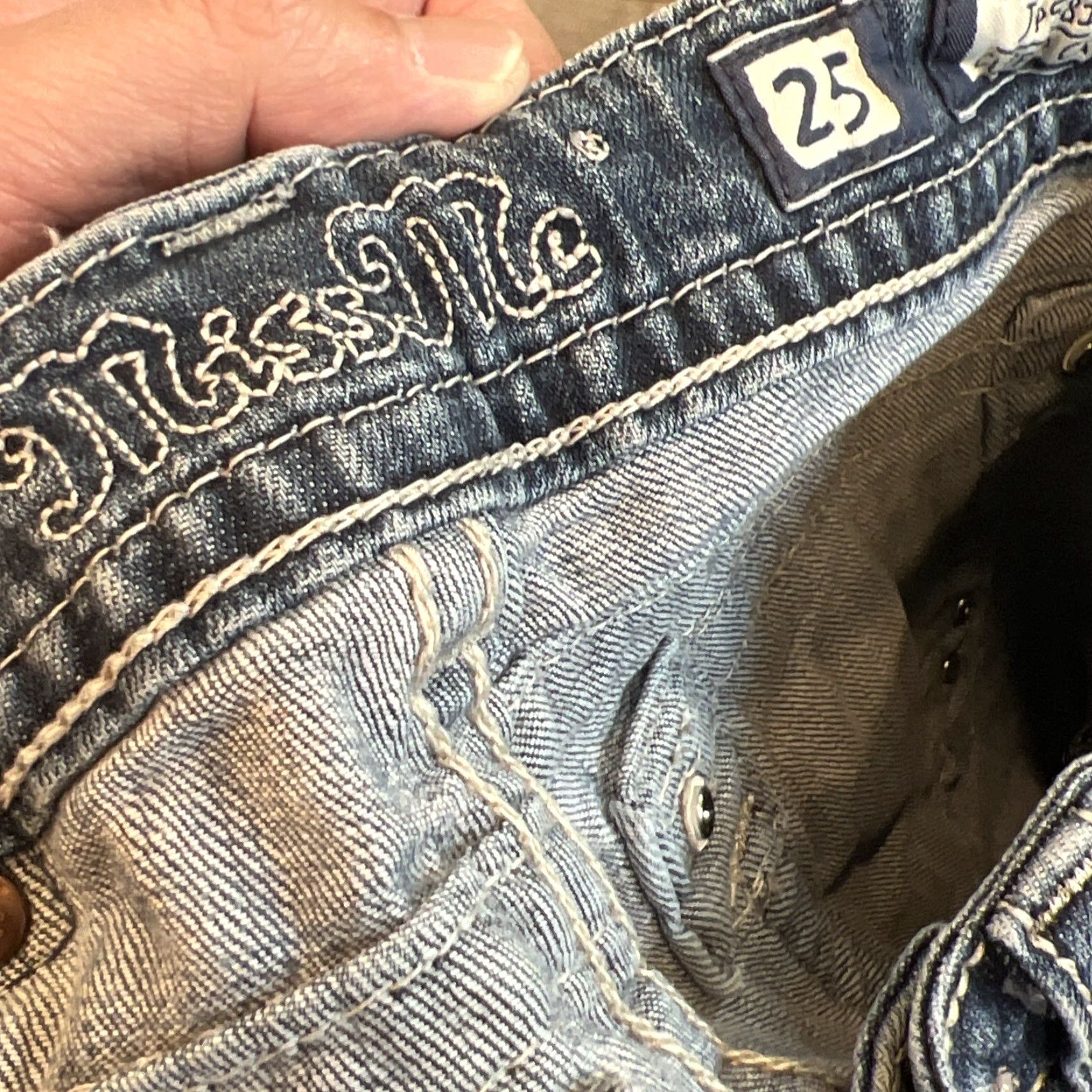 Miss Me Miss Me Cuffed Capri Jeans 25 Blue Denim Mid Rise Rhinestone Embellished Women Size 42" / US 20 - 5 Thumbnail