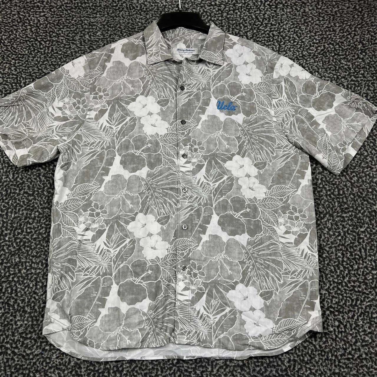 Tommy Bahama Tommy Bahama Button Up Shirt Men Gray Hawaiian Collared L Size US L / EU 52-54 / 3 - 1 Thumbnail