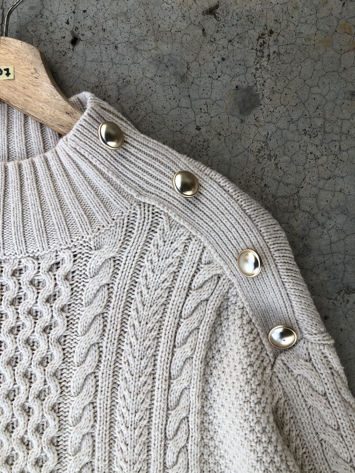 Aran Isles Knitwear × Designer × Homespun Knitwear GU Button Gold High Neck Knit Sweater Pullover Size US XL / EU 56 / 4 - 6 Thumbnail