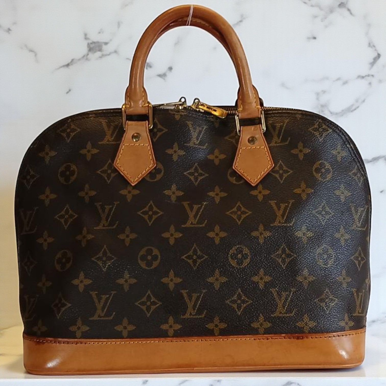 Louis Vuitton Louis Vuitton Alma PM Monogram Handbag - Vintage Authentic Size ONE SIZE - 20 Thumbnail