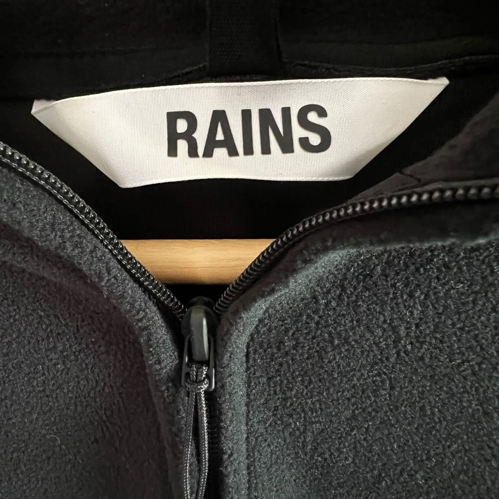 Rains RAINS Addis Fleece Half Zip Jacket Black Sz M MSRP $110 NWT Size US M / EU 48-50 / 2 - 5 Thumbnail