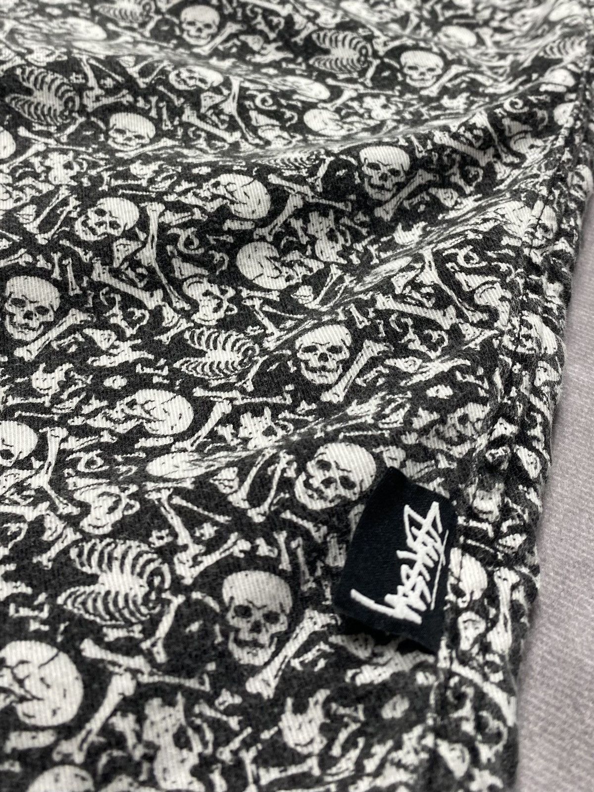 Stussy Stussy Bones Beach Shorts Size US 32 / EU 48 - 2 Thumbnail
