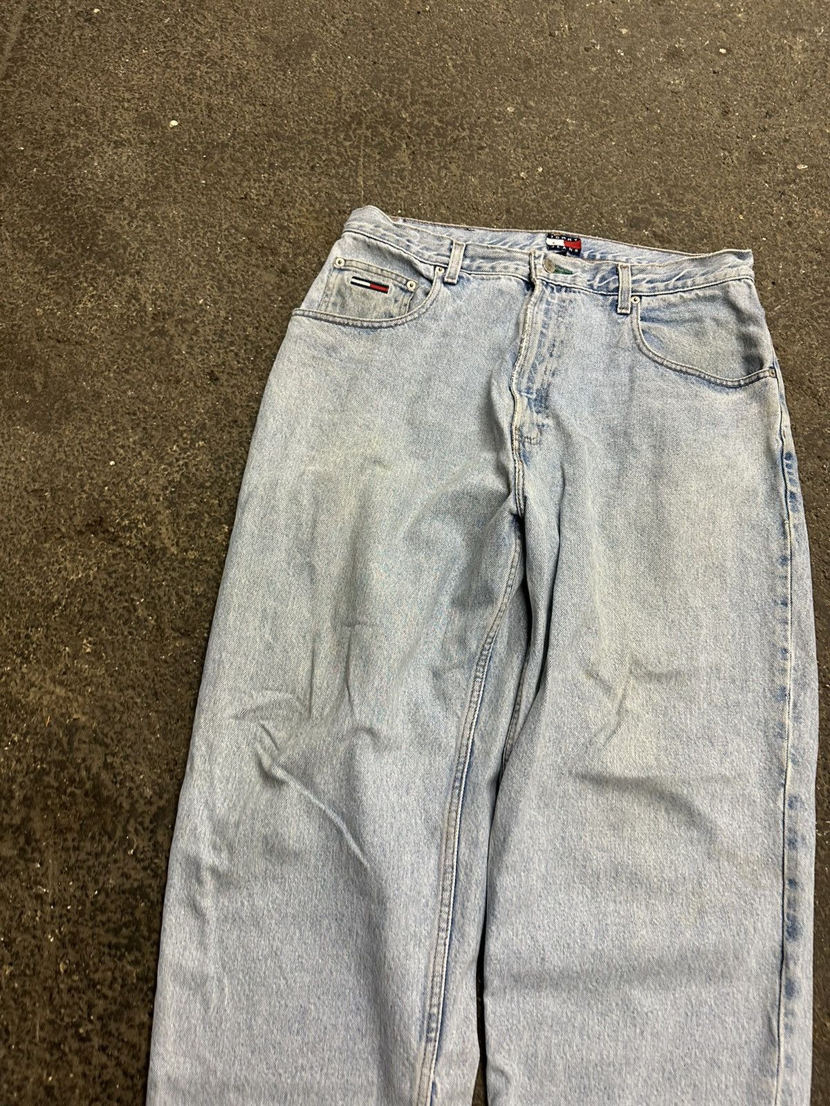 Tommy Hilfiger × Vintage Y2K baggy Tommy jeans Size US 34 / EU 50 - 8 Thumbnail