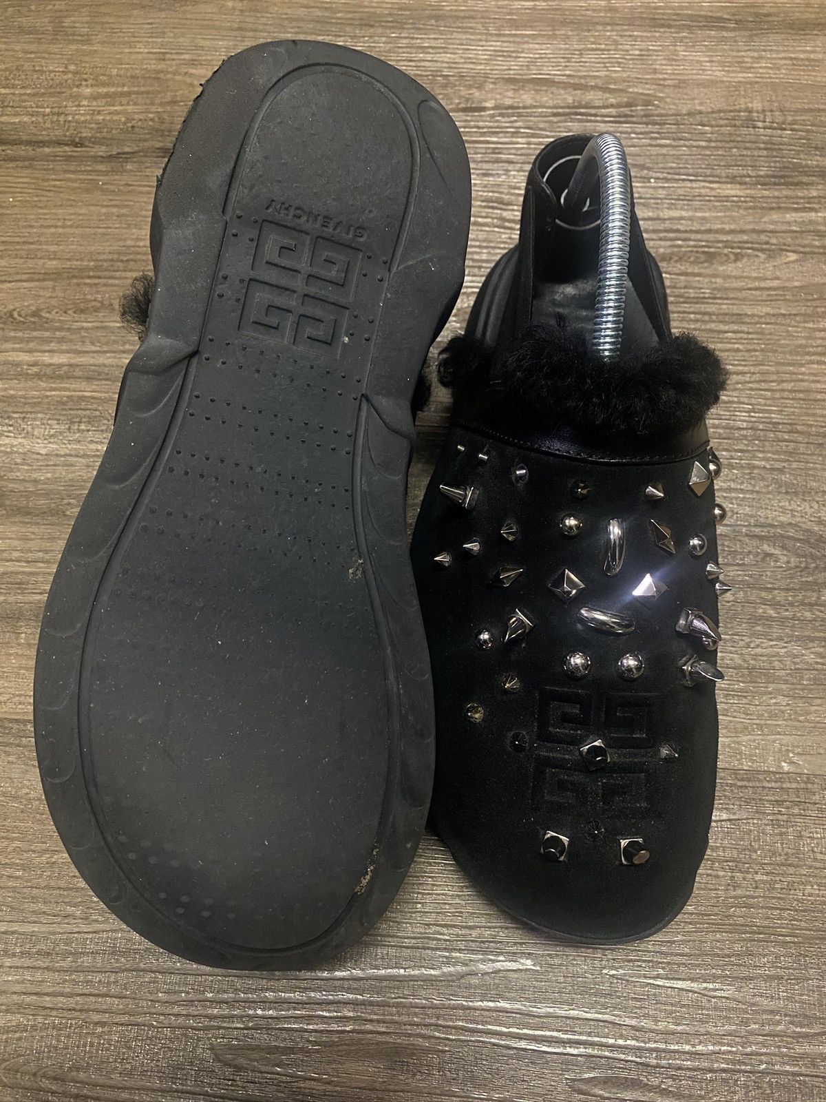 Givenchy Givenchy Black Spiked Marshmallow Sandals Size US 10 / EU 43 - 3 Thumbnail