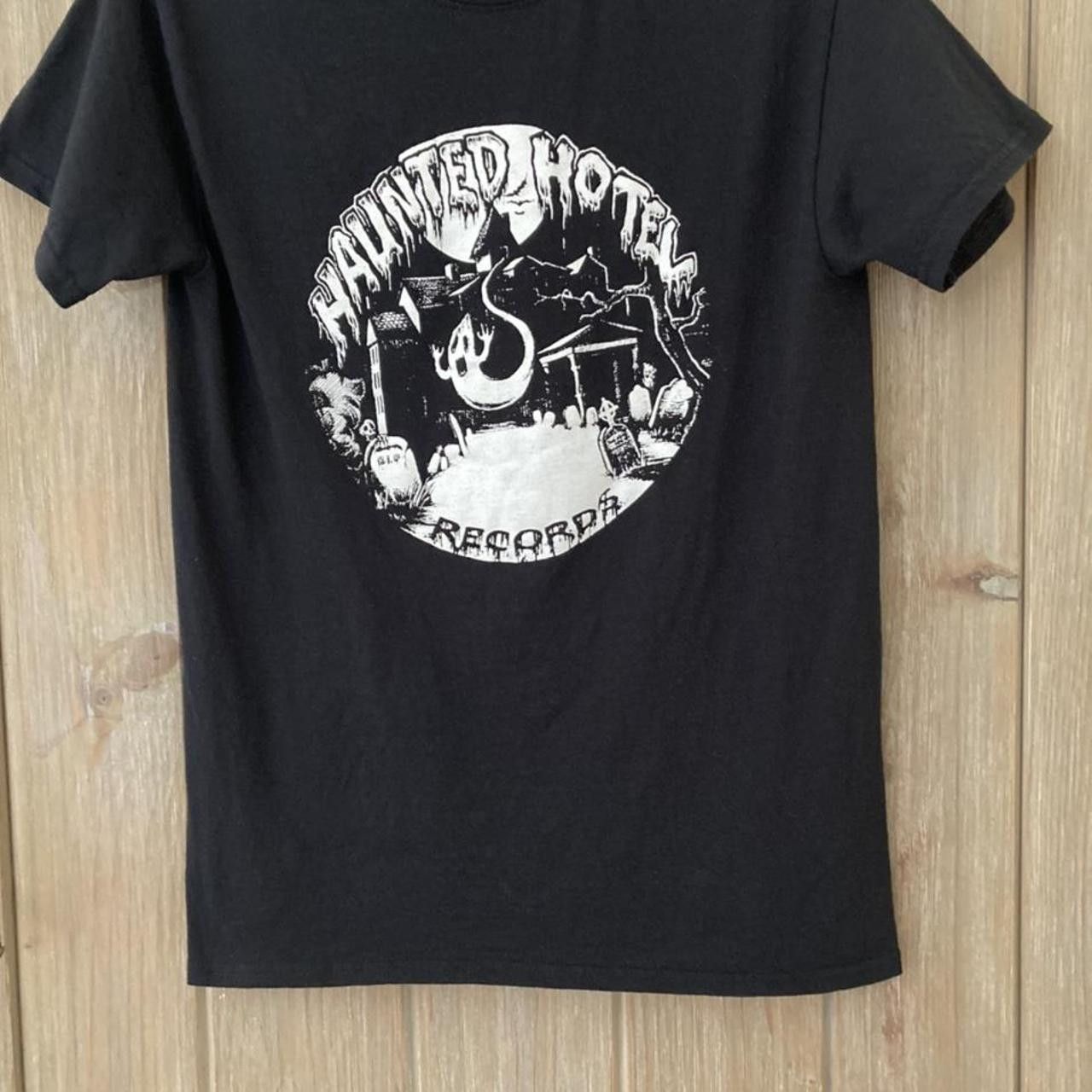 Gildan Haunted Hotel Records Size US S / EU 44-46 / 1 - 1 Thumbnail