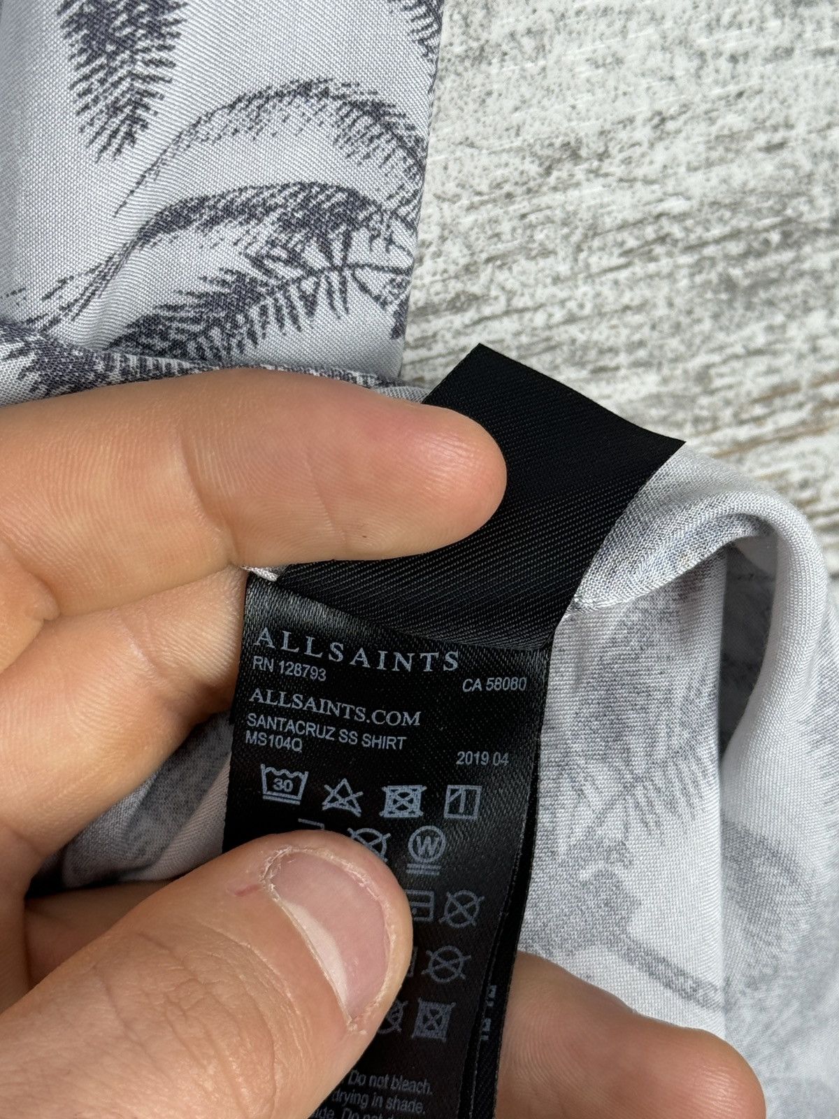Allsaints Mens AllSaints SANTACRUZ SS SHIRT button up Hawaiian crazy Size US M / EU 48-50 / 2 - 10 Thumbnail