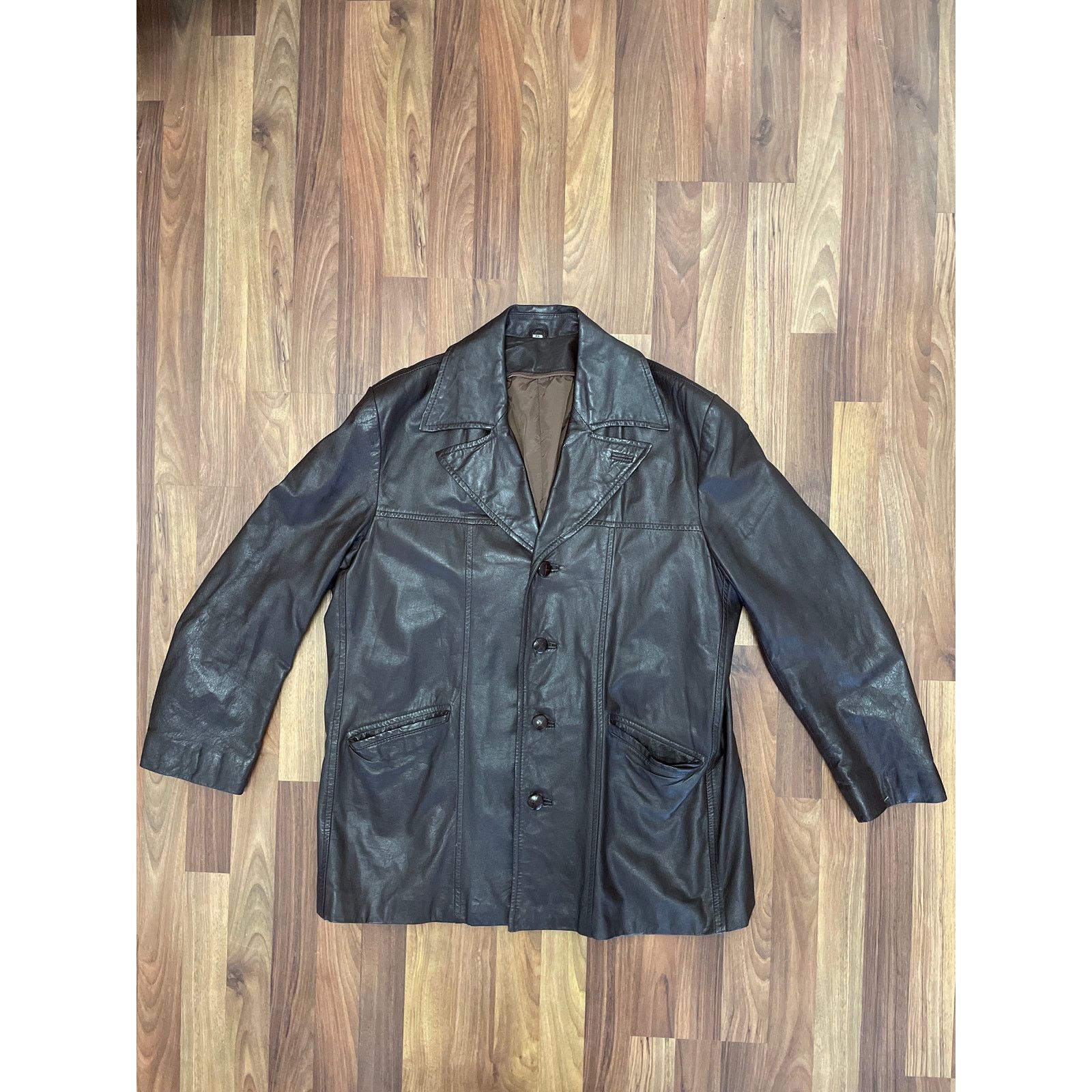 Vintage Y2K Brown Leather Hello Kitty Graf Jacket 46 Size US L / EU 52-54 / 3 - 1 Thumbnail
