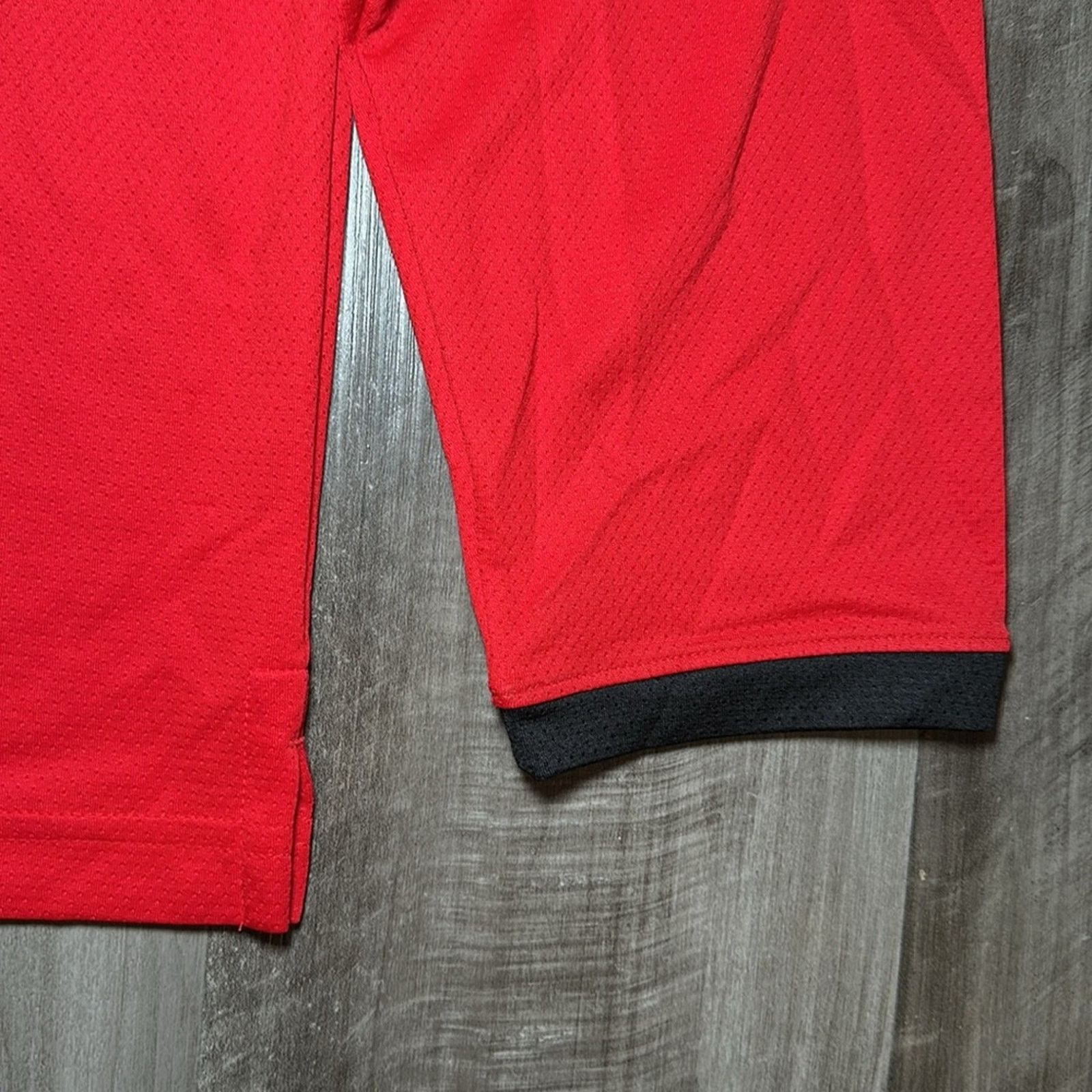 Under Armour Maryland Terrapins Under Armour Mesh Pullover - 2XL Size US XXL / EU 58 / 5 - 4 Thumbnail