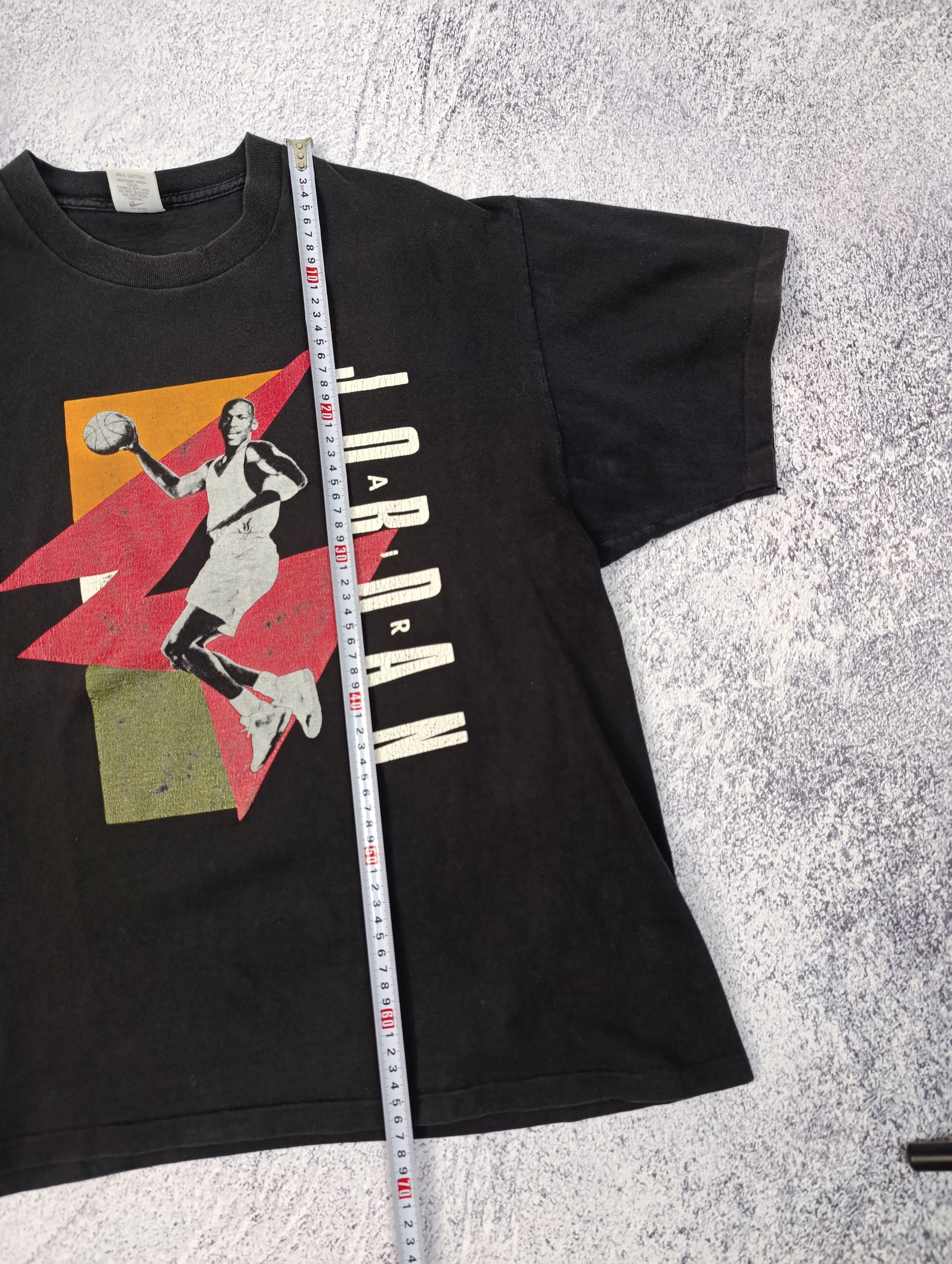 Jordan Brand VINTAGE 1990s MICHAEL JORDAN NIKE AIR BASKETBALL SHIRT USA Size US L / EU 52-54 / 3 - 24 Thumbnail