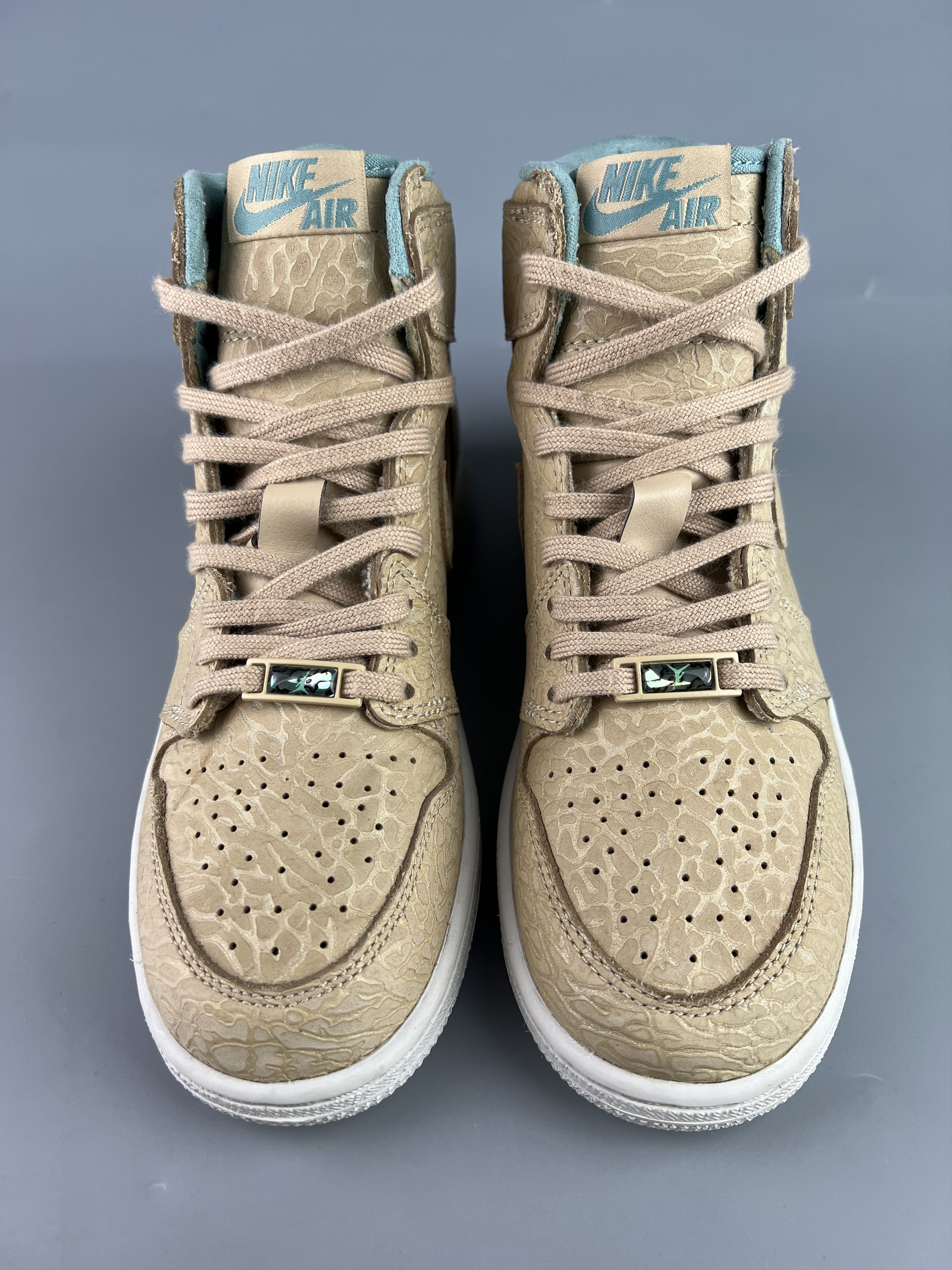 Jordan Brand × Nike 2014 Air Jordan 1 Retro High OG GG "Pearl" Size US 6 / IT 36 - 4 Thumbnail