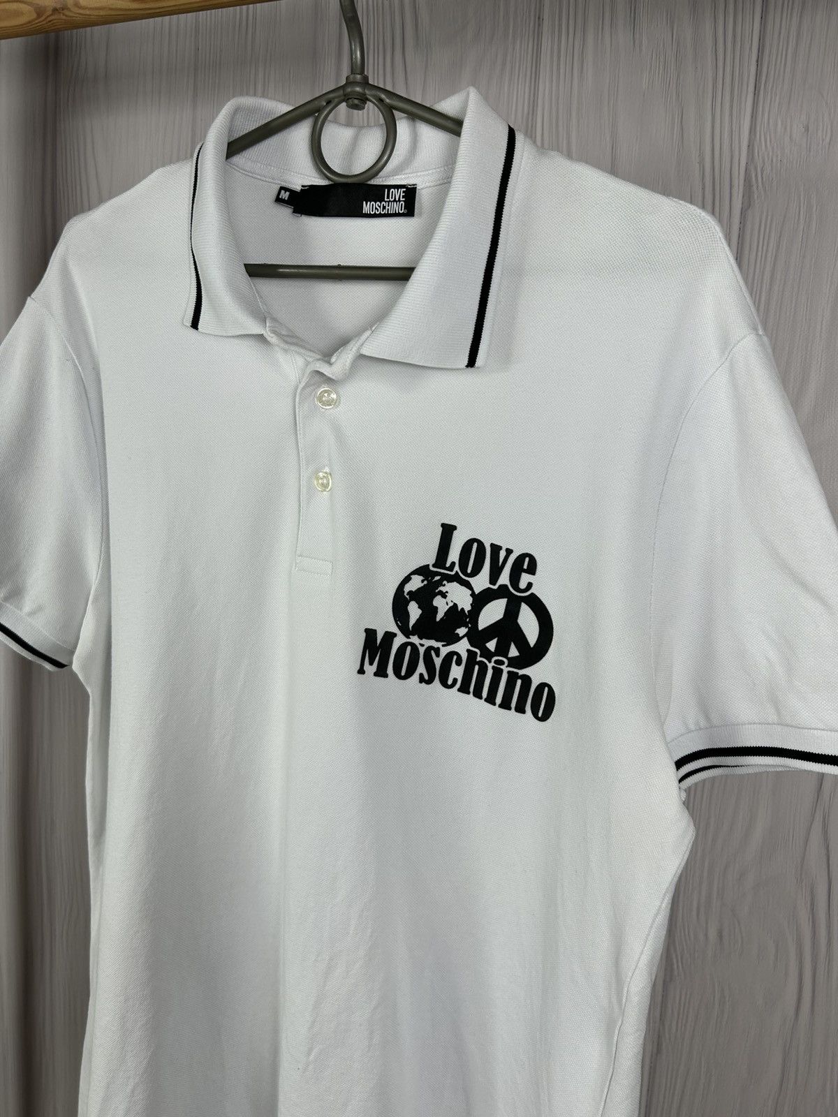 Moschino Love Moschino World Peace Polo Shirt Size M Size US M / EU 48-50 / 2 - 3 Thumbnail