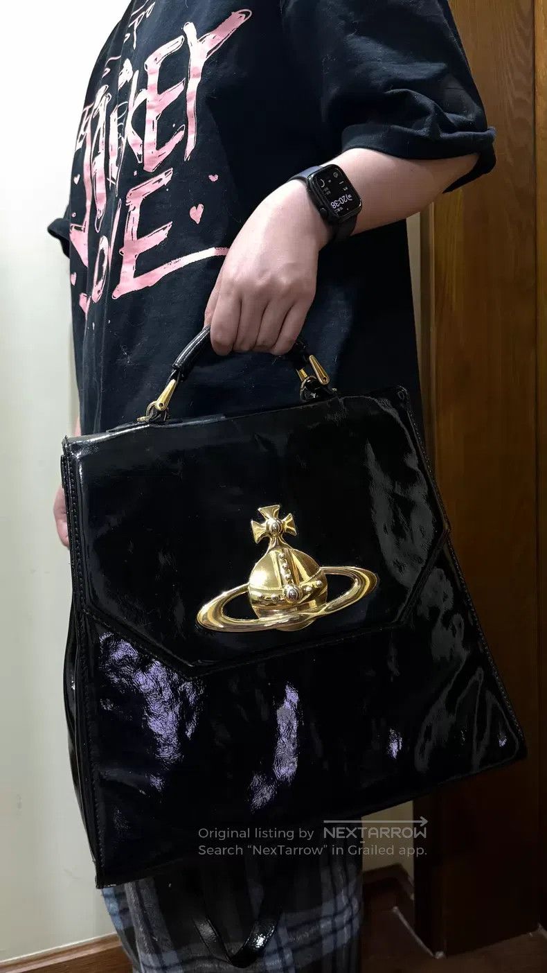Vivienne Westwood Vivienne Westwood size os Large Logo Trapezoid Bag, Patent Size ONE SIZE - 1 Thumbnail