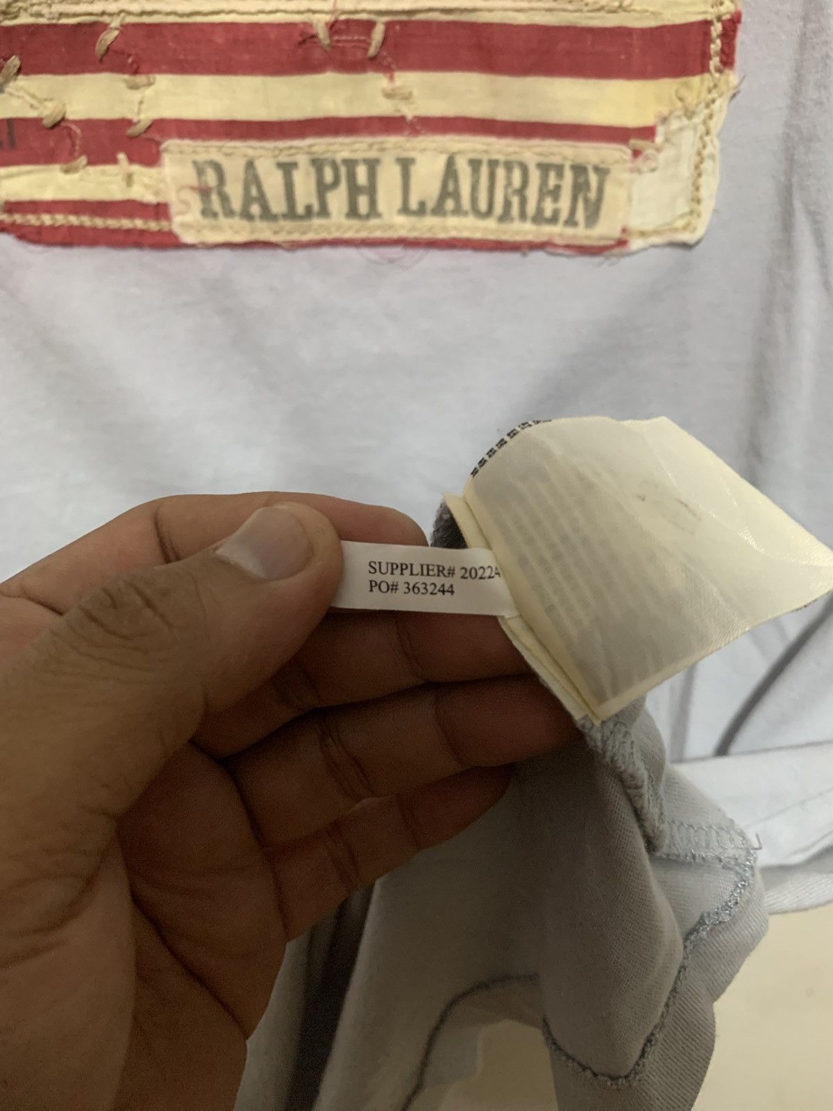 Polo Ralph Lauren Rare Polo Ralph Lauren Patch Logo Tee Shirt Size US S / EU 44-46 / 1 - 14 Thumbnail