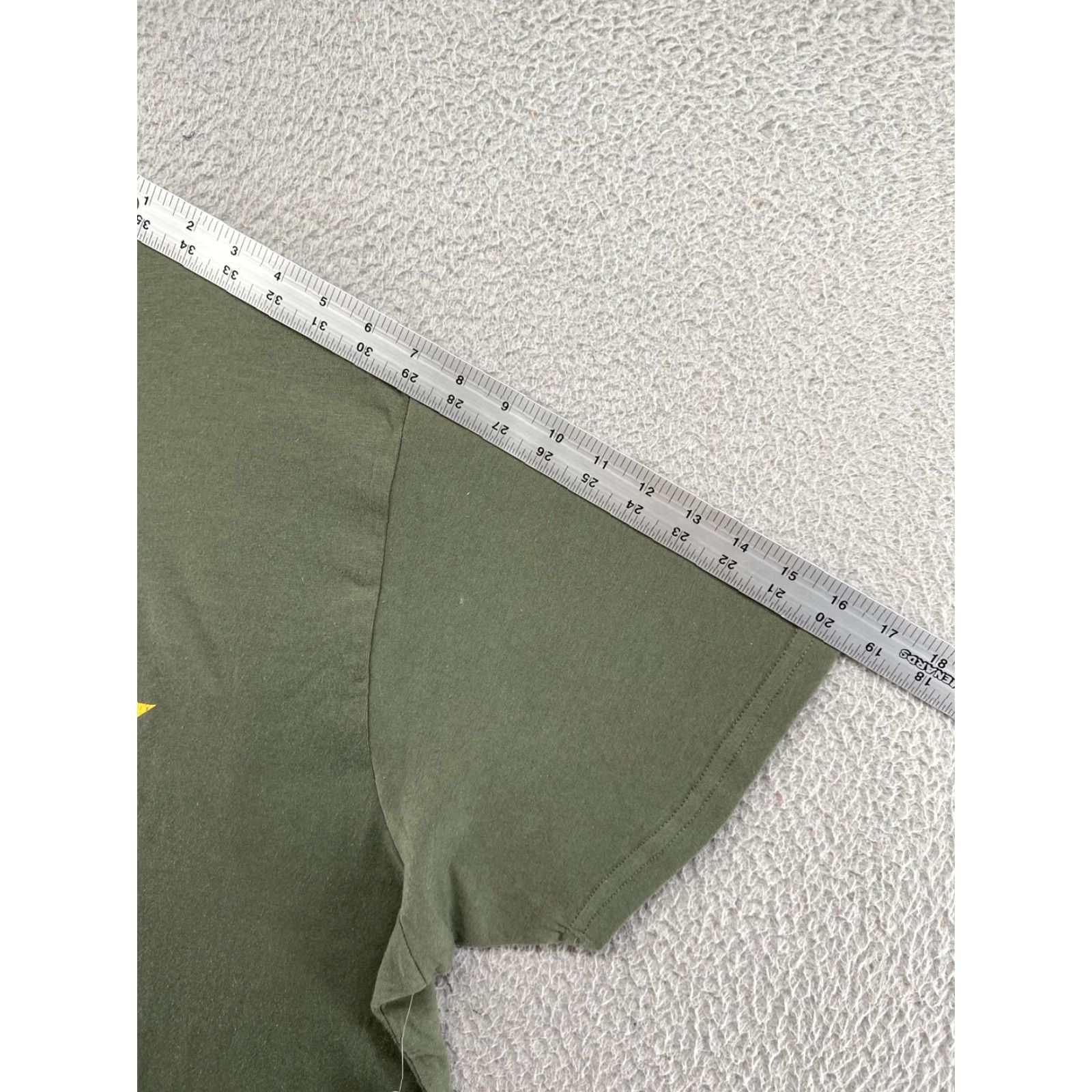 Vintage Dad T-Shirt Army Green Yellow Mens 2XL All Seasons Graphic Way To Celebrate Shirt Size US XXL / EU 58 / 5 - 7 Thumbnail