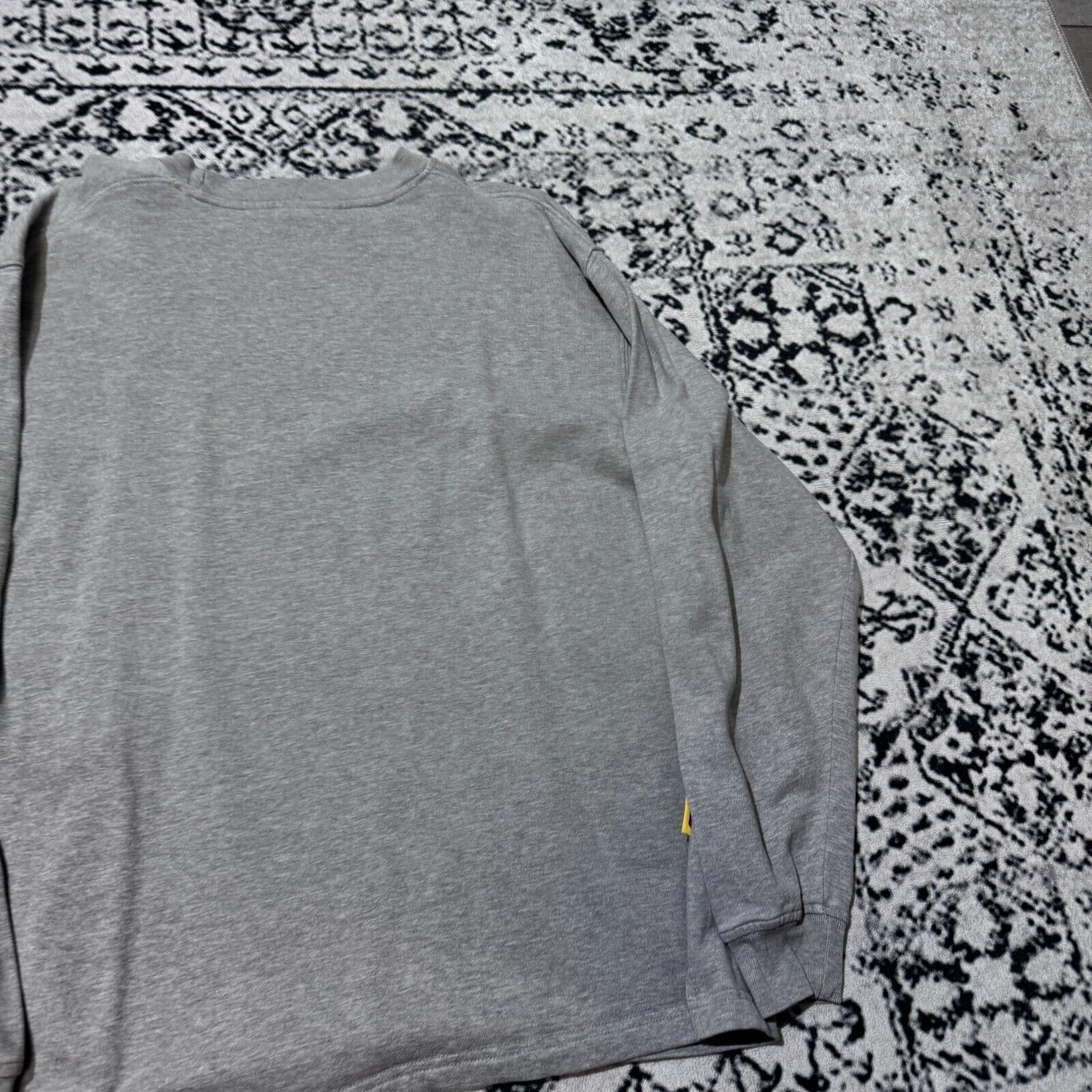 Tommy Hilfiger × Vintage Vintage Tommy Hilfiger Gray Cotton Crewneck Size S Logo Y2K Size US S / EU 44-46 / 1 - 14 Thumbnail
