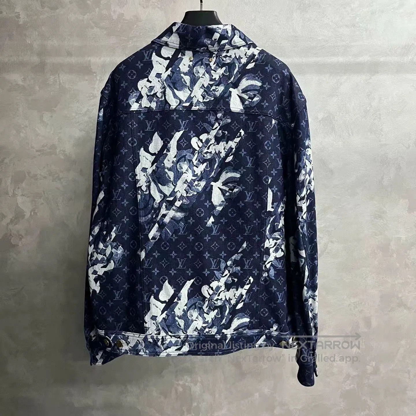 Louis Vuitton louis vuitton blue logo button-up jacket. Size US XXL / EU 58 / 5 - 2 Thumbnail
