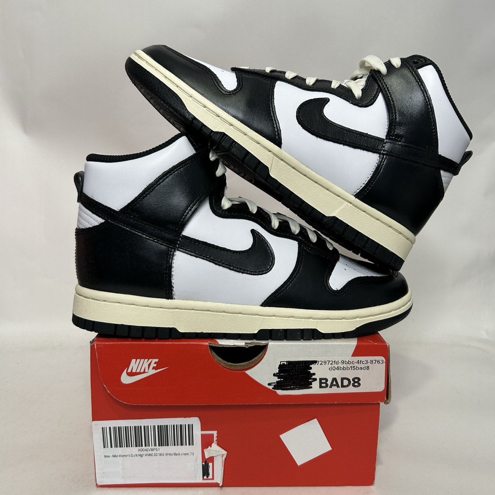 Nike Nike Dunk High PRM WMNS “Vintage Panda” DQ8581-100 Size US 7.5 / IT 37.5 - 1 Thumbnail
