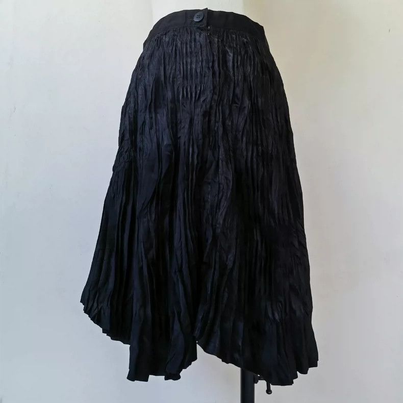 Issey Miyake issey miyake Black pleated skirt Size 42" / US 20 - 2 Thumbnail