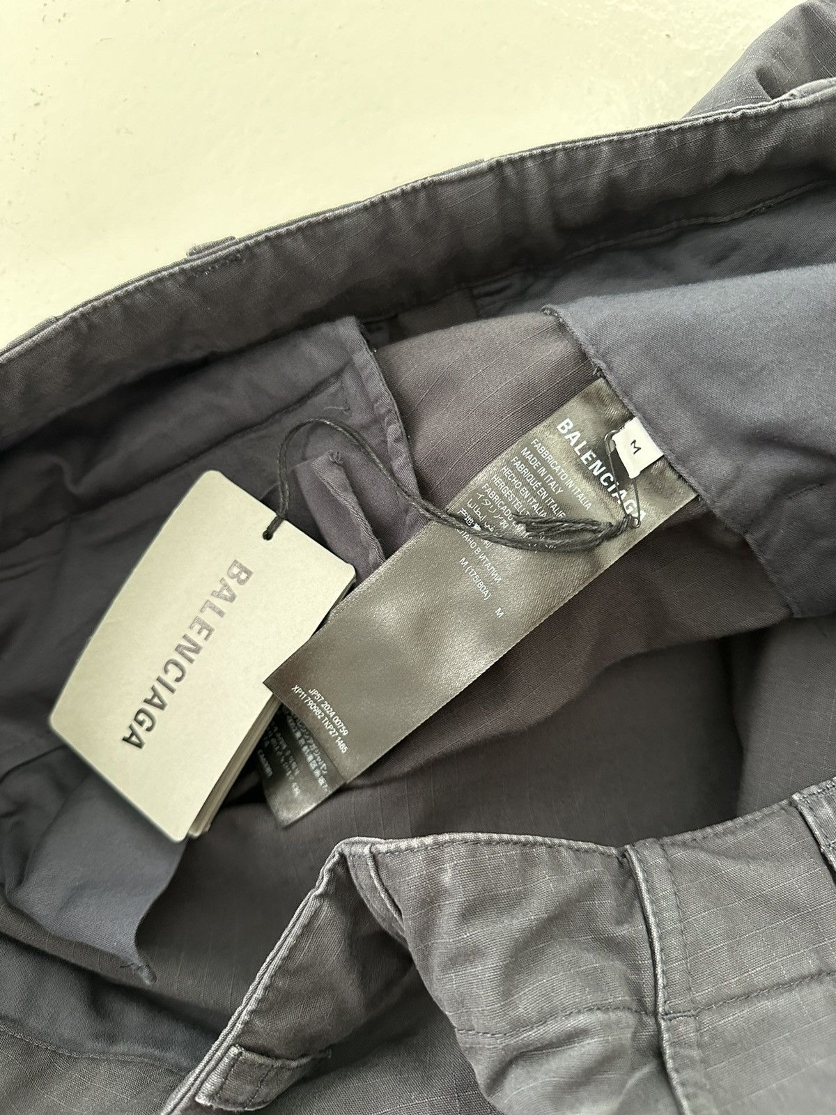 Balenciaga Large cargo pants Size US 34 / EU 50 - 6 Thumbnail
