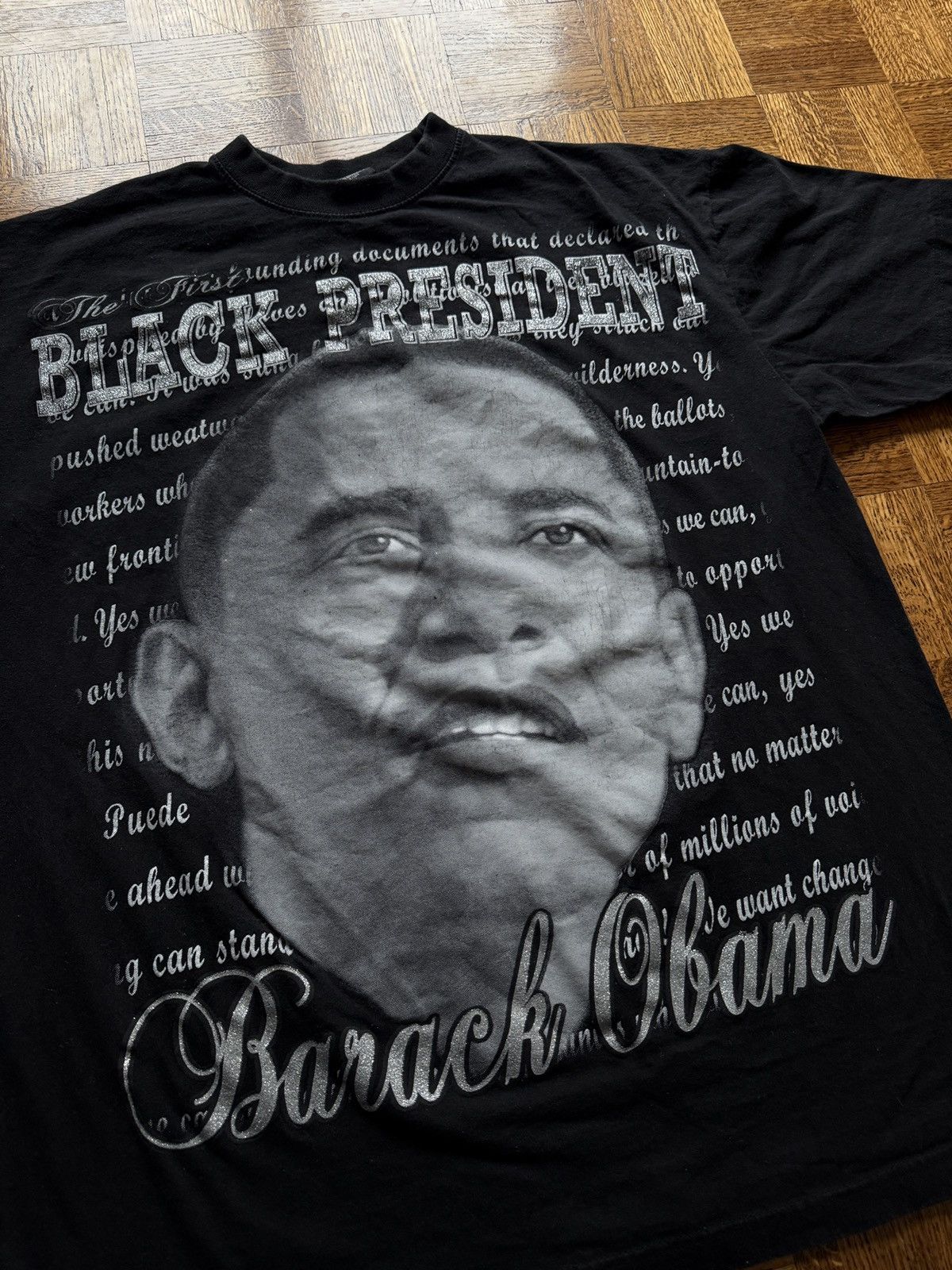 Vintage Vintage Y2K Barack Obama Glitter Logo AOP Graphic Tee Size US XL / EU 56 / 4 - 2 Thumbnail