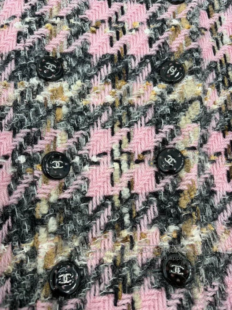 Chanel Chanel Autumn and winter show pink woollen woven short coa Size S / US 4 / IT 40 - 3 Thumbnail
