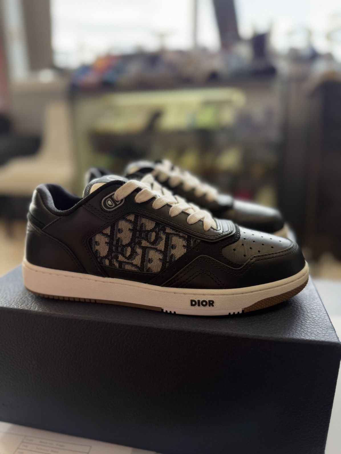 Dior Dior Low Top Calfskin Sneakers Size 38EU/5US Men’s Size US 5 / EU 37 - 2 Thumbnail