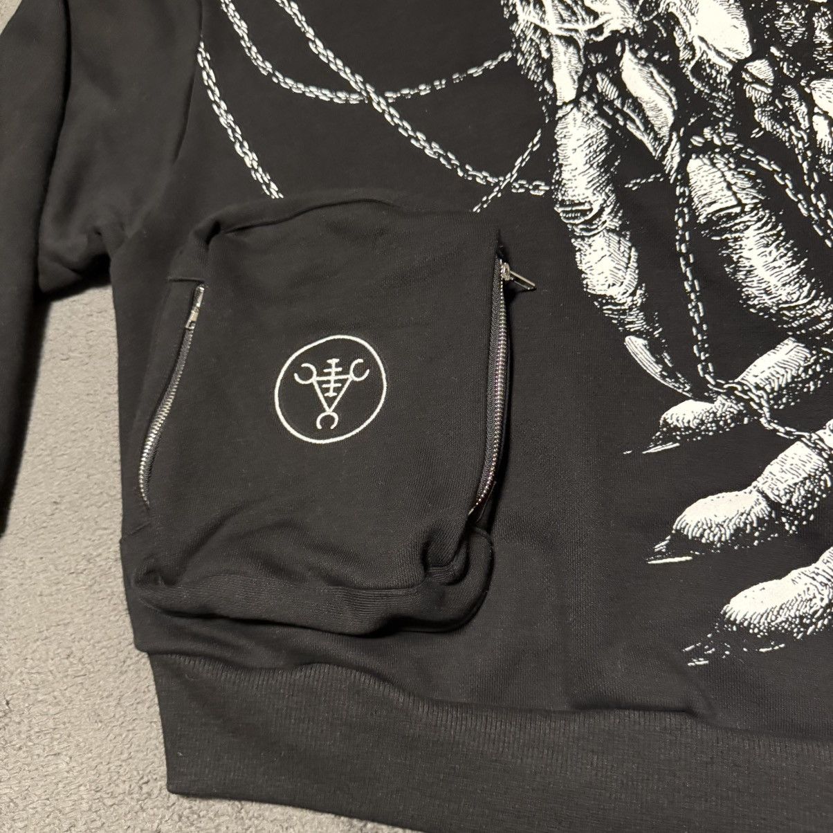 Other SHADES FROM A VEIN OVERSIZED ZIP UP HOODIE EPROM ALIX PEREZ Size US L / EU 52-54 / 3 - 4 Thumbnail