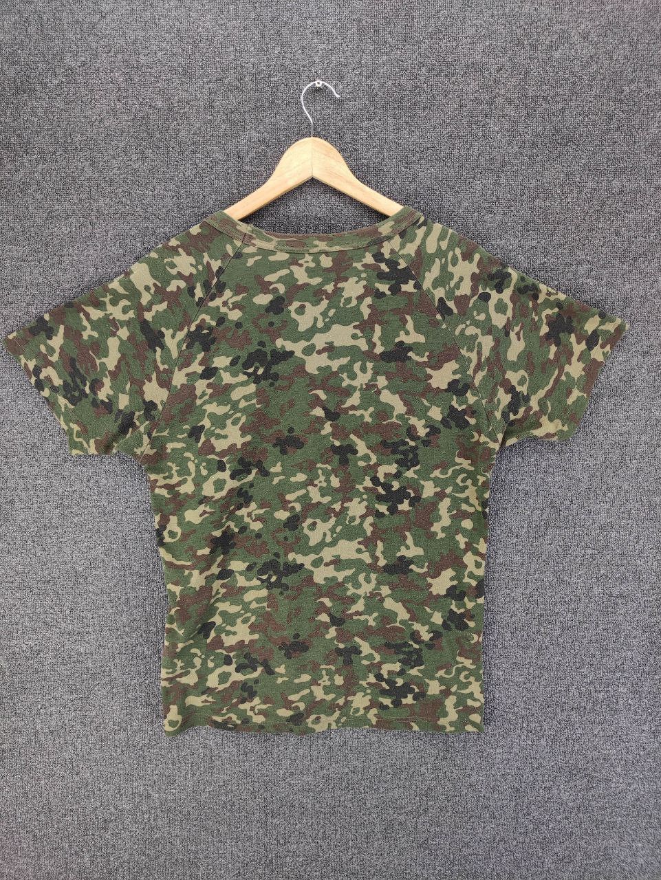 Vintage Vintage Camo Tee Size US L / EU 52-54 / 3 - 5 Thumbnail