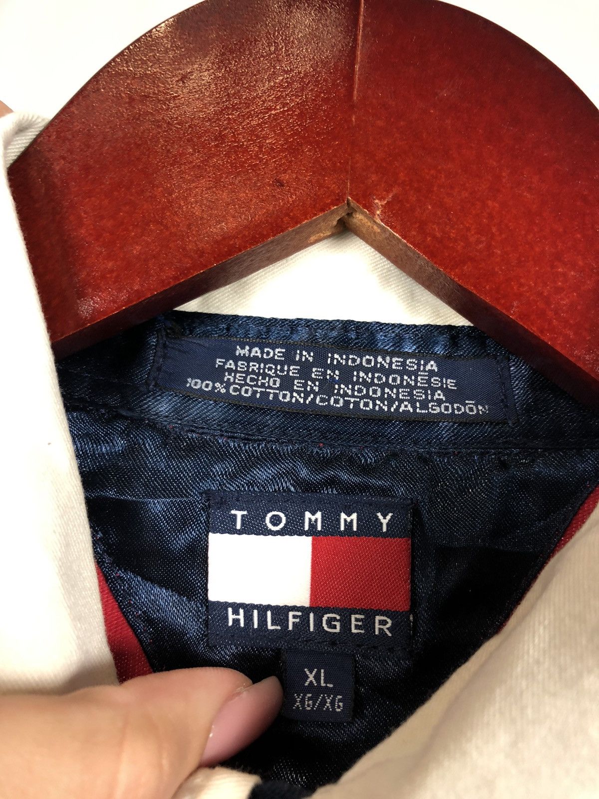 Tommy Hilfiger Tommy Hilfiger vintage polo long sleeve rare size XL Size US XL / EU 56 / 4 - 3 Thumbnail