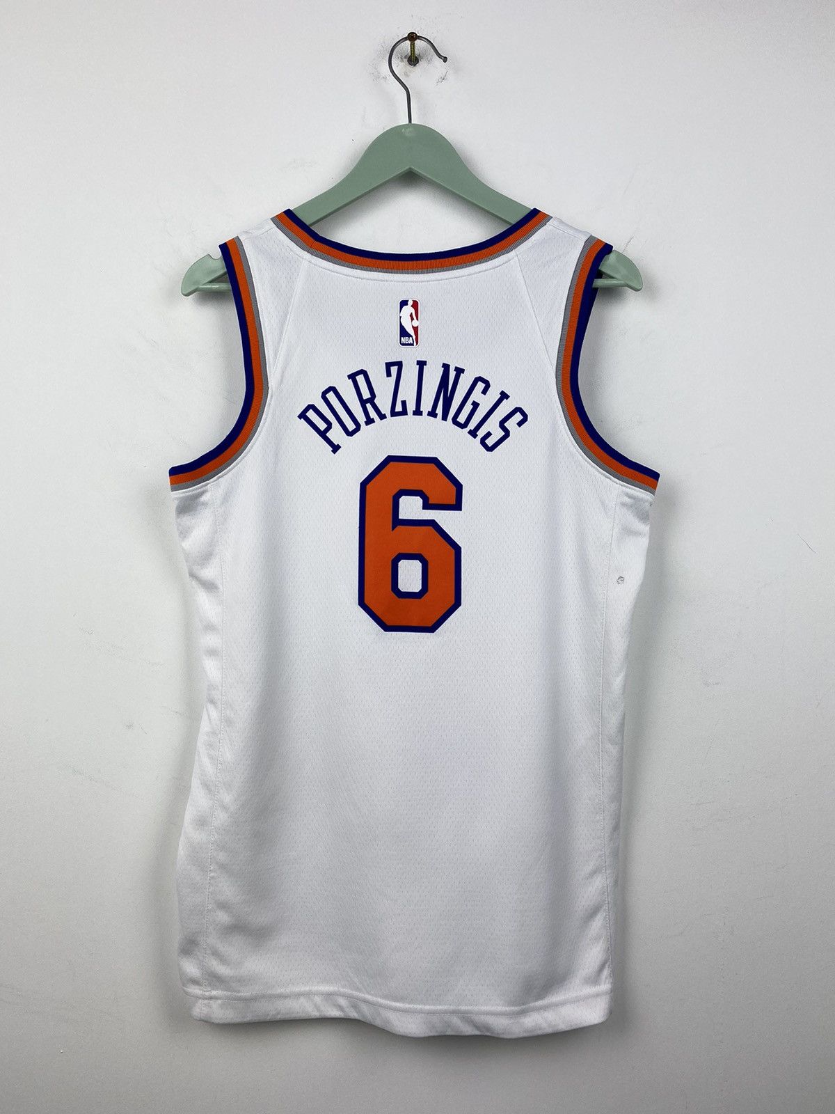 Nike New York Knicks NBA Porzingis #6 Jersey Lakers Bulls Size US S / EU 44-46 / 1 - 1 Thumbnail