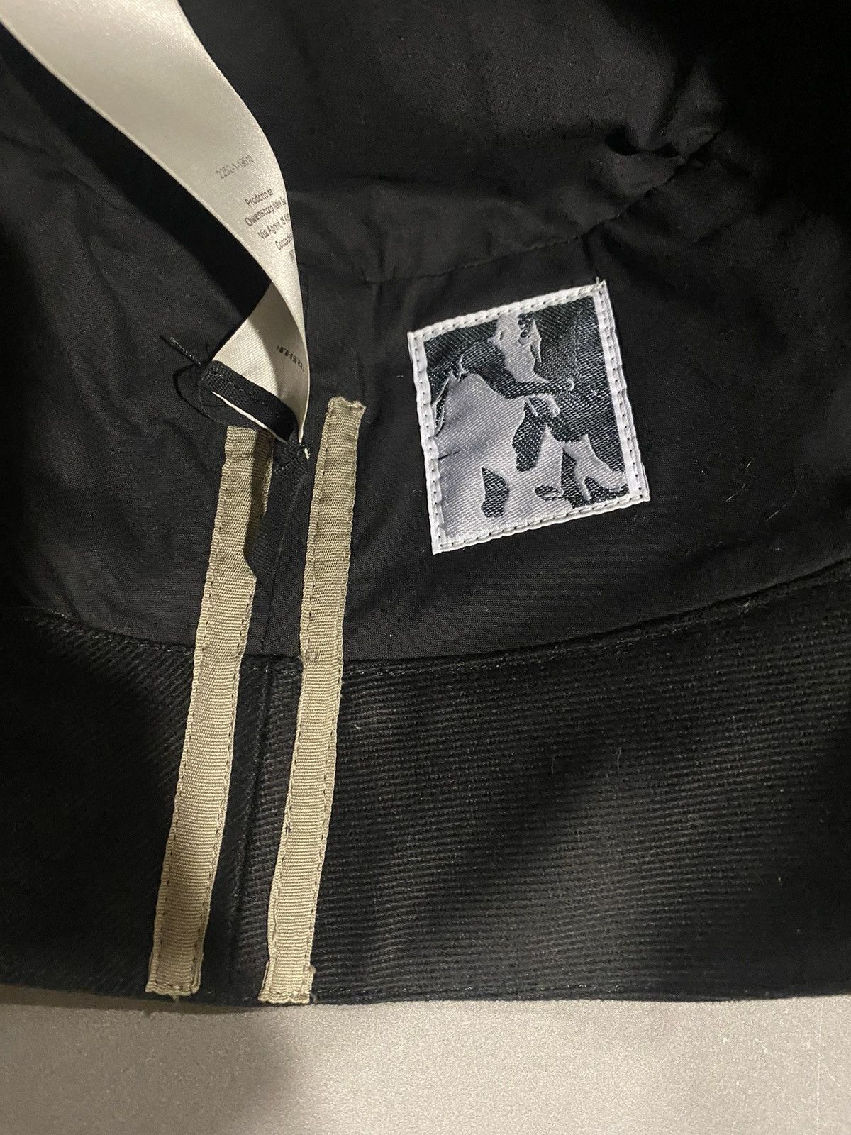 Rick Owens × Rick Owens Drkshdw Rick Owens DRKSHDW Black Pocket Gilligan Bucket Hat Size ONE SIZE - 8 Thumbnail