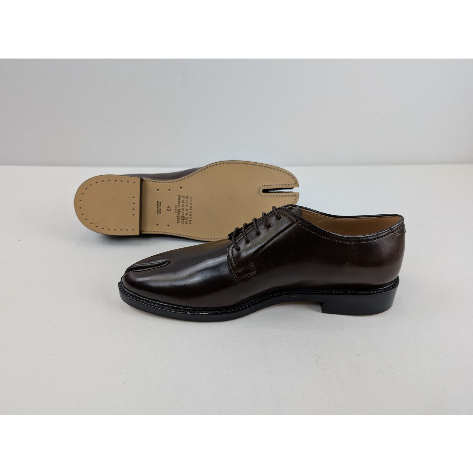 Maison Margiela o1rshd1 Tabi Derby Shoe Boots in Brown Size US 10 / EU 43 - 10 Thumbnail