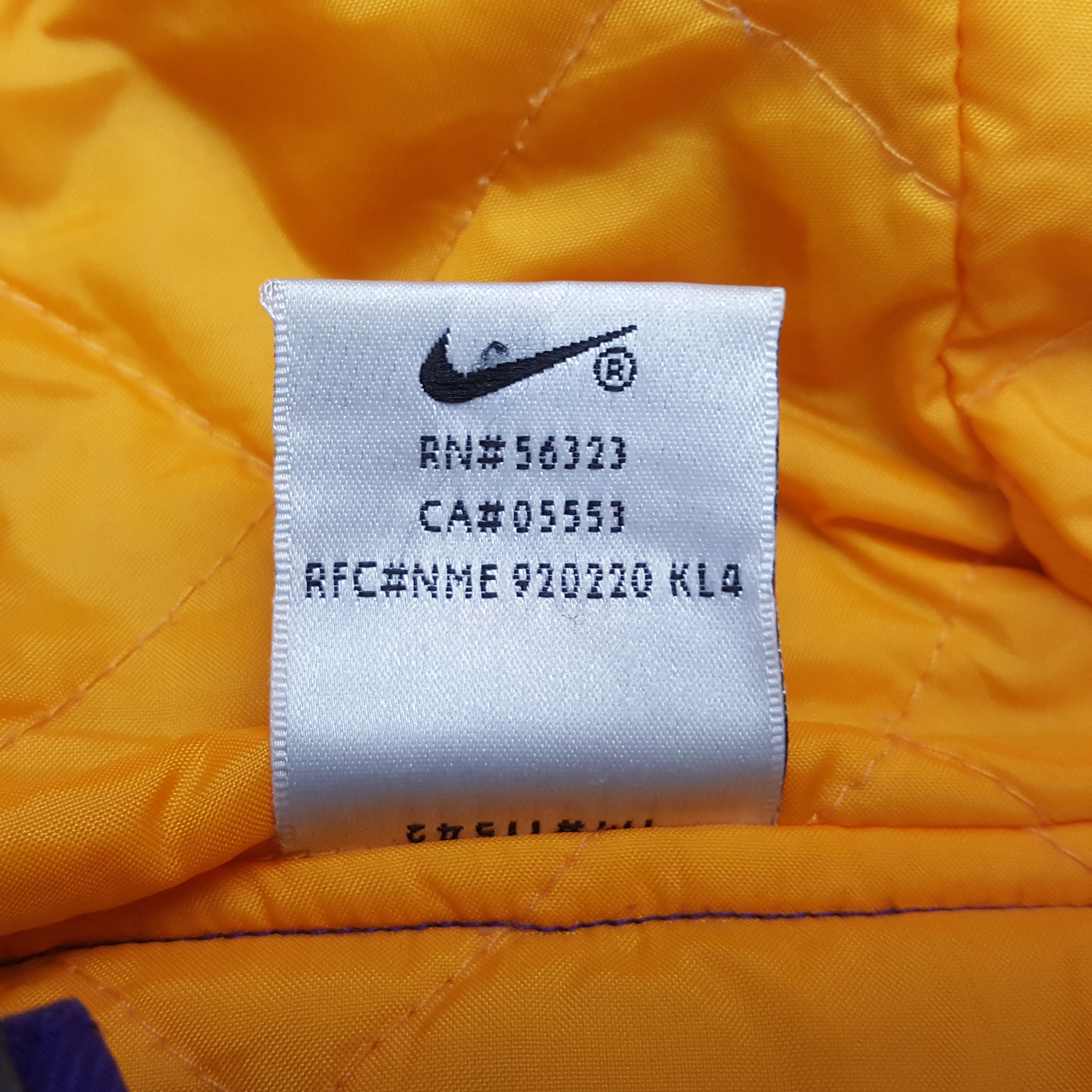Nike × Vintage Vintage NIKE Big Logo Sportswear Hoodies C289N4 Size US L / EU 52-54 / 3 - 6 Thumbnail