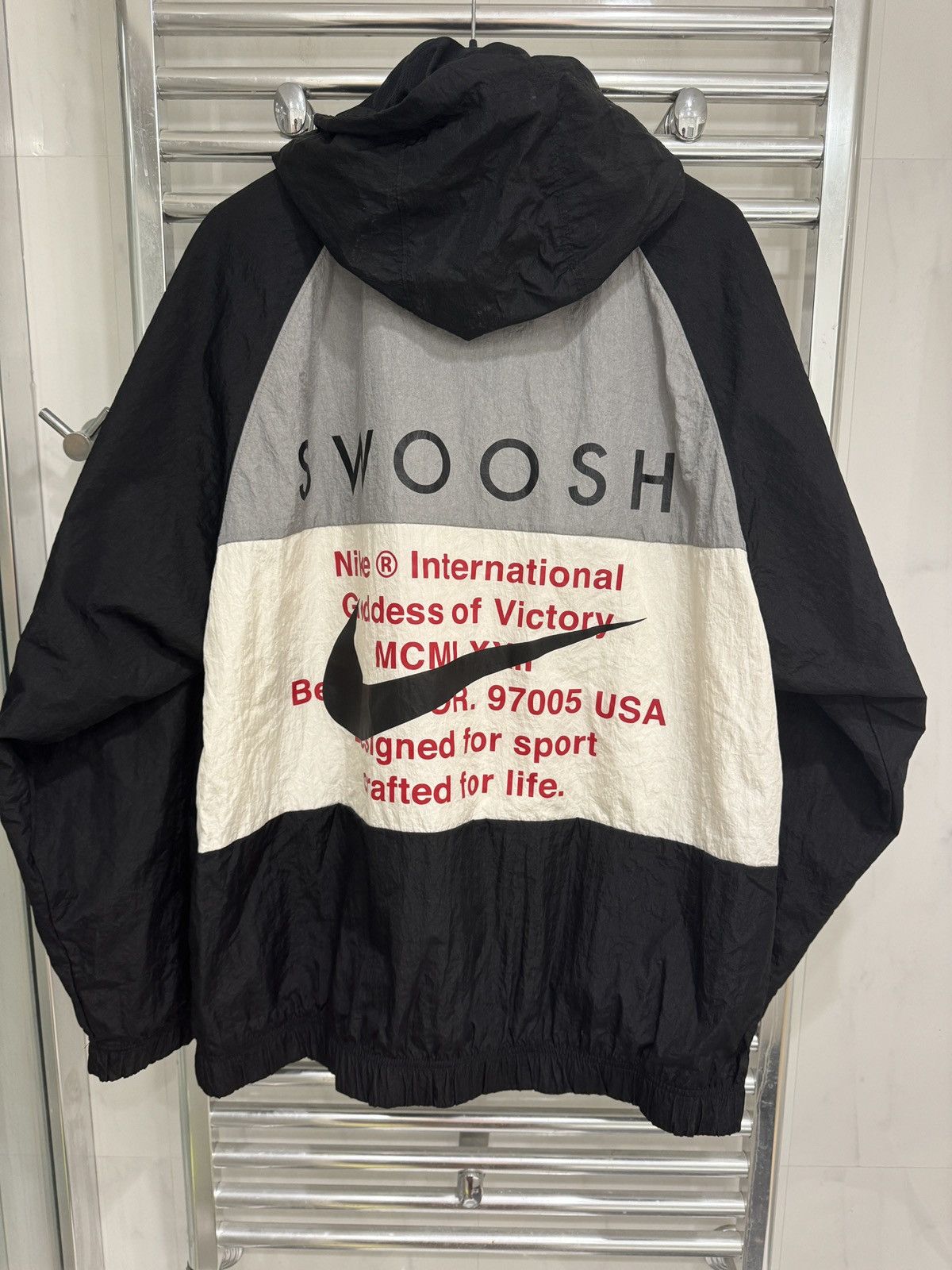 Nike NIKE DOUBLE SWOOSH JACKET LARGE Size US L / EU 52-54 / 3 - 4 Thumbnail