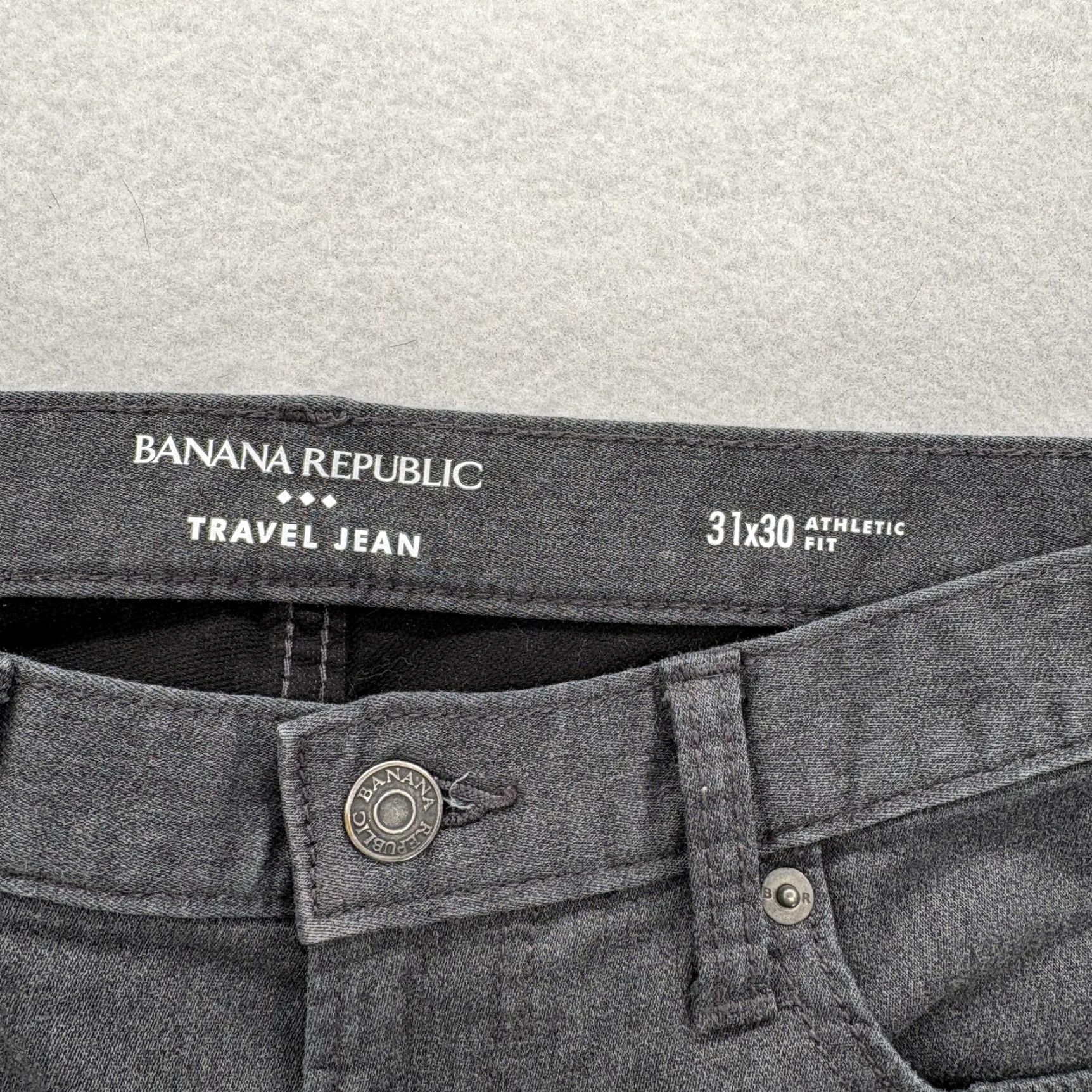 Banana Republic Banana Republic Travel Jeans Mens 31x28 Charcoal Athletic Stretch Denim Tapered Jeans Clothing Mens Banana Republic Travel Jean Charcoal Gray 90s? Size US 31 - 3 Thumbnail