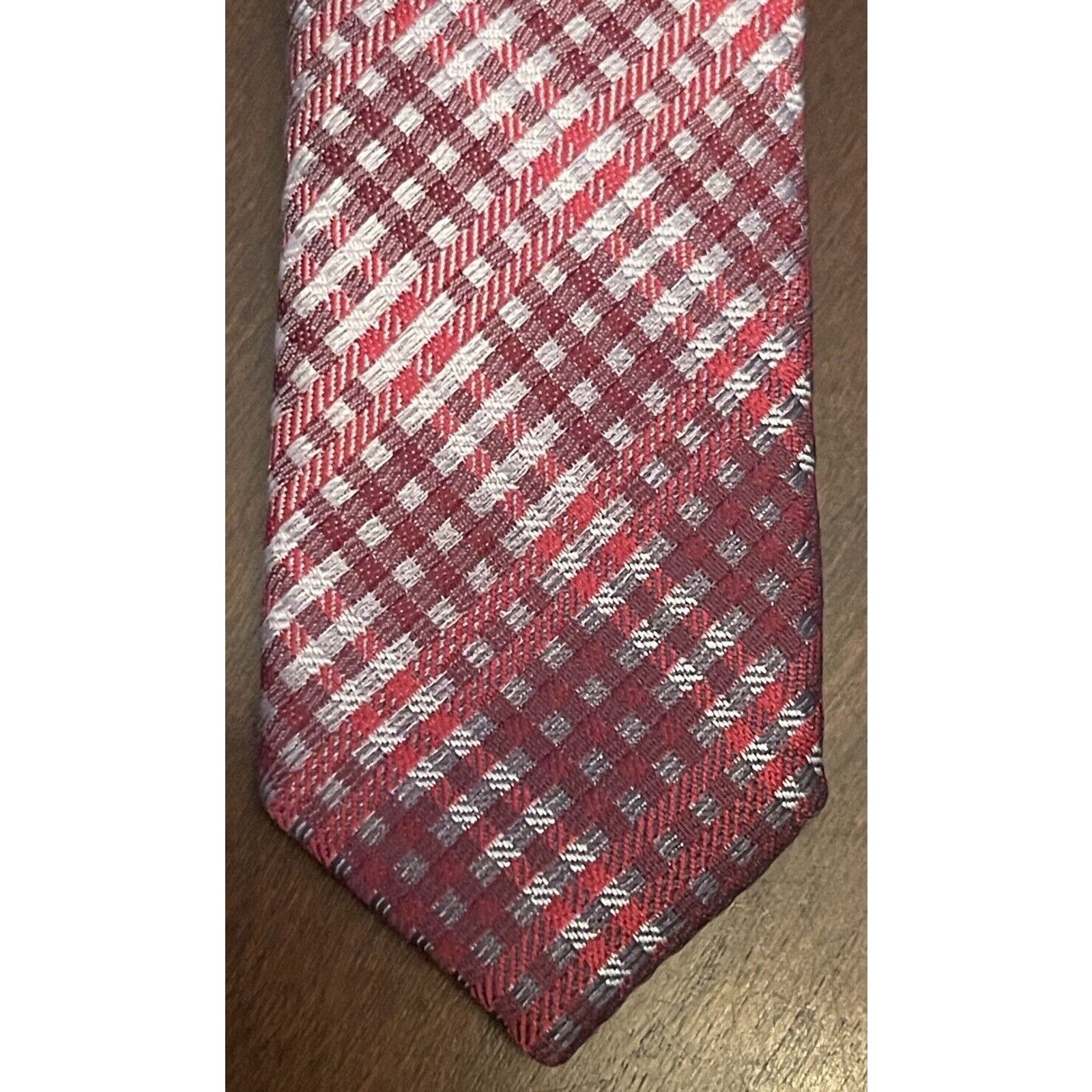 Van Heusen Van Heusen Red 100% Polyester Men’s Neck Tie Made In China Size ONE SIZE - 6 Thumbnail