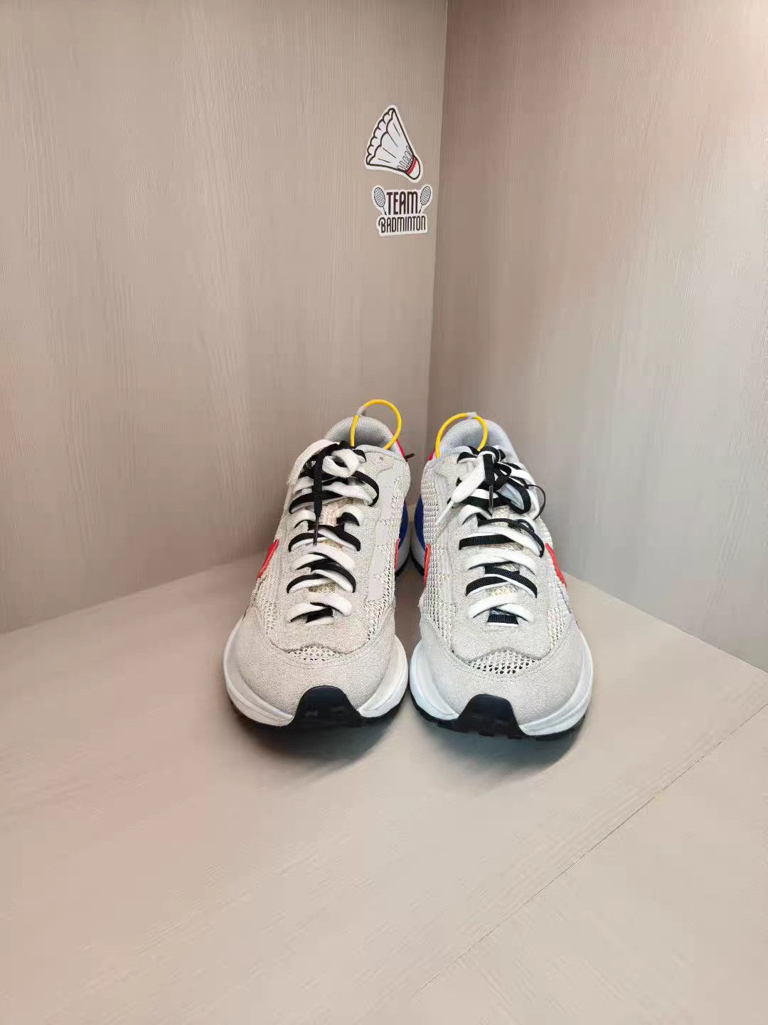 Nike Nike × sacai 3.0 Grey/White/Red K15 Size US 11.5 / EU 44-45 - 2 Thumbnail
