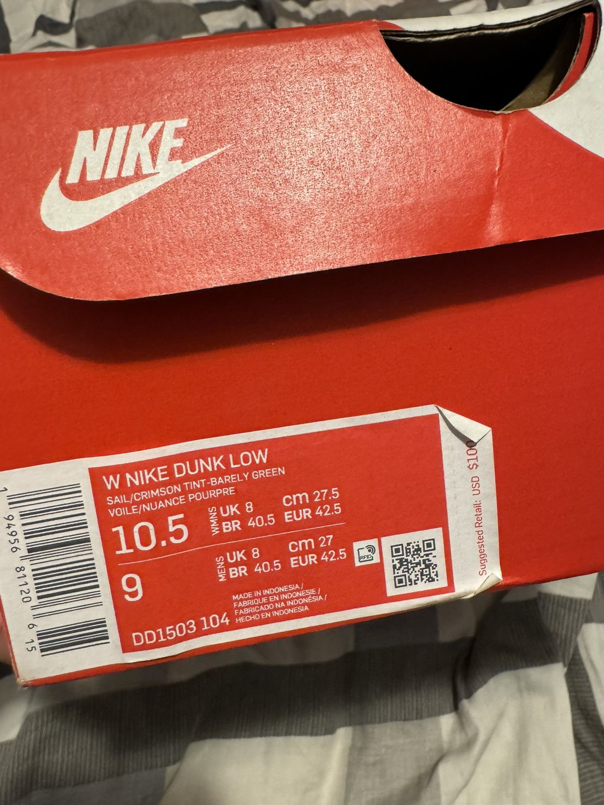 Nike Nike Dunk Low Barely Green Size US 9 / EU 42 - 2 Thumbnail