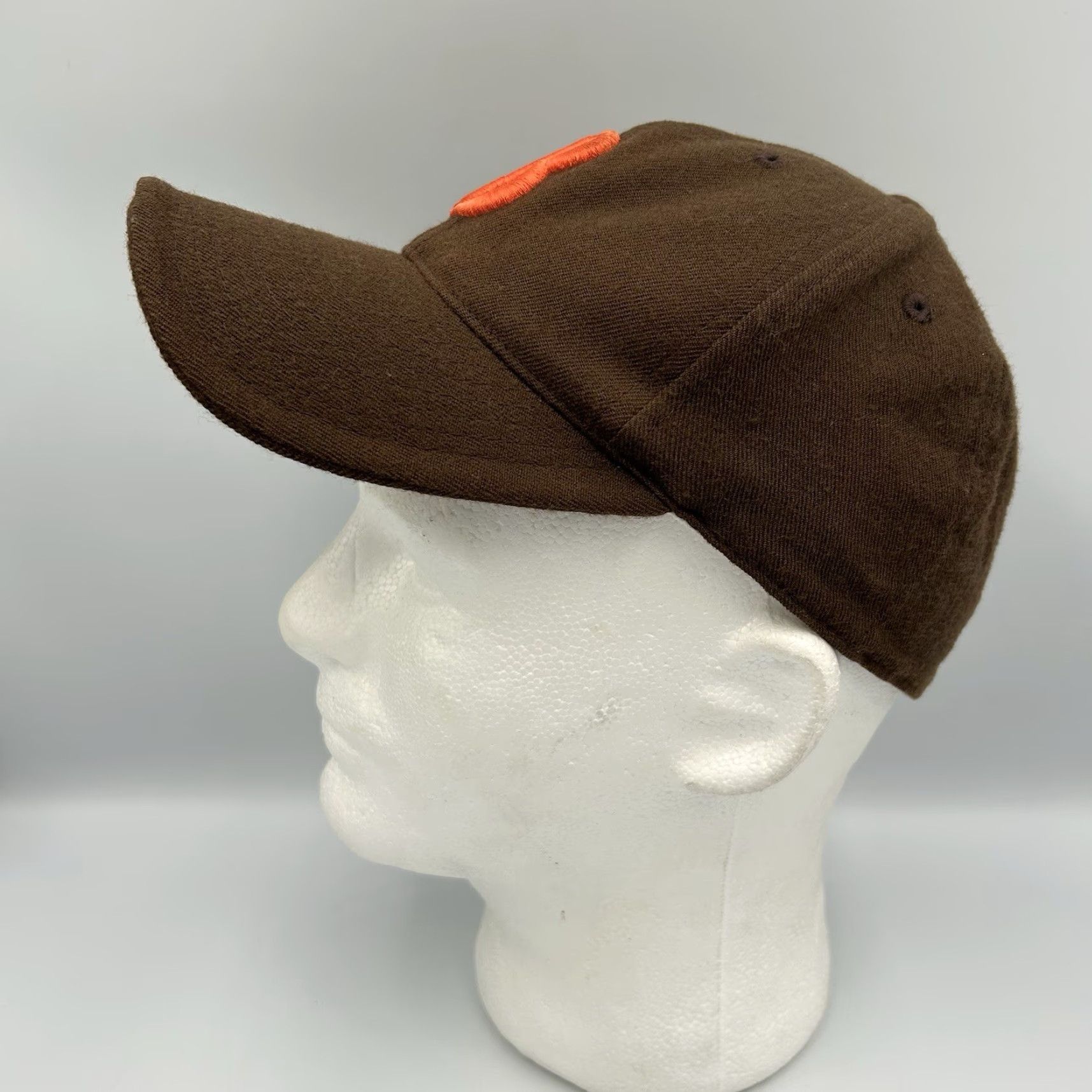 Nike VINTAGE Cleveland Browns Hat Cap Nike Team NFL 90s Y2K Adult 7 Brown Wool Adjustable Men Baseball Cap Browns Mens Size ONE SIZE - 4 Thumbnail