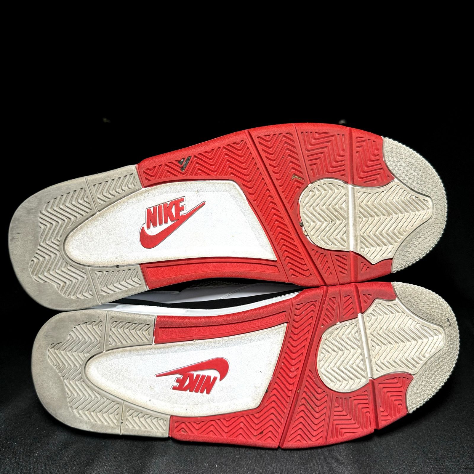 Jordan Brand × Nike Size 11 Nike Air Jordan 4 Retro OG Fire Red 2020 Men's Shoes Size US 11 / EU 44 - 6 Thumbnail
